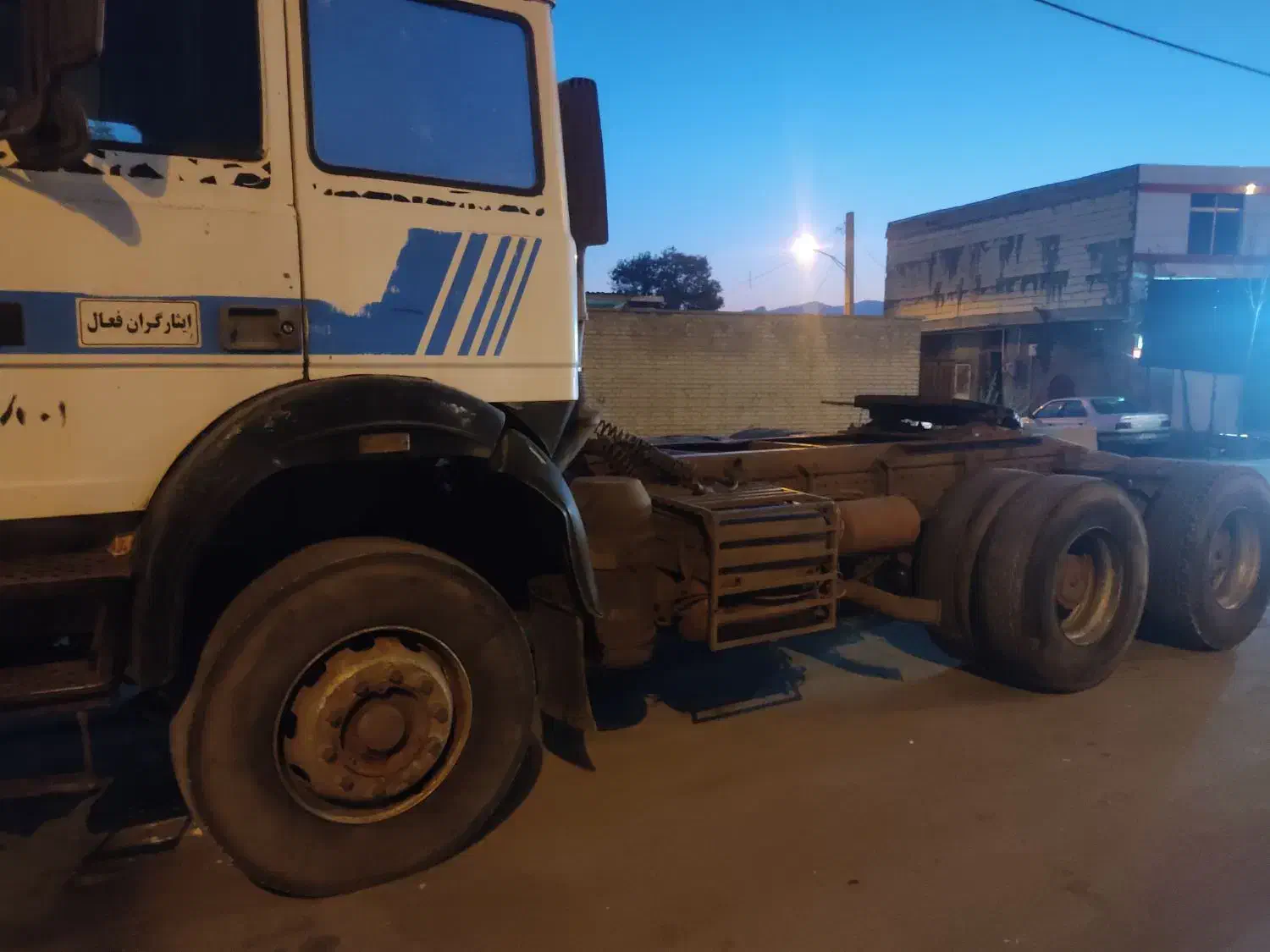 کشنده ایویکو ۳۳۰ کارت پسند ۹۶تن|خودرو سنگین|اصفهان, کوی امیریه|دیوار