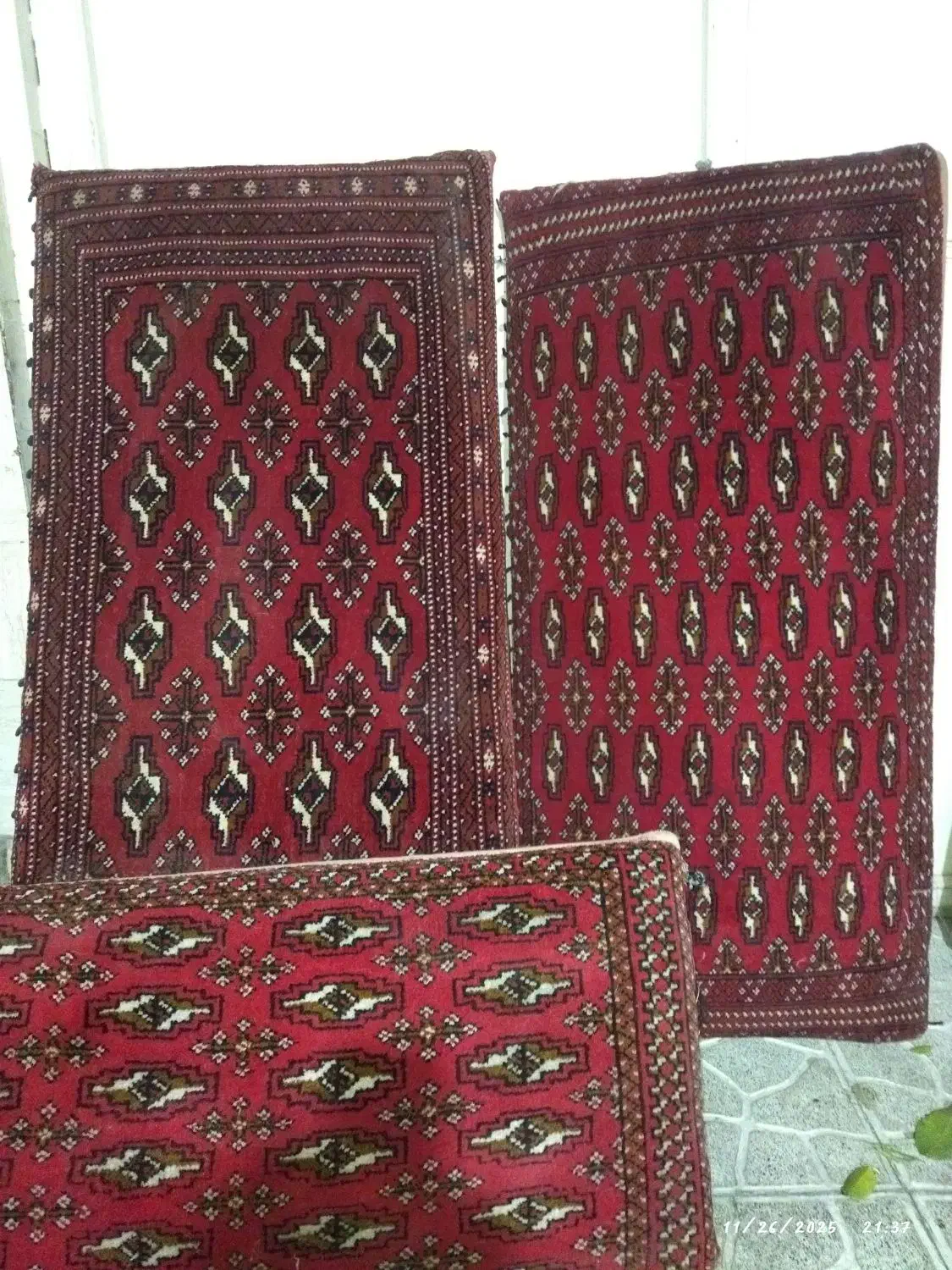 پشتی دستباف|پشتی|تهران, شوش (باغ آذری)|دیوار