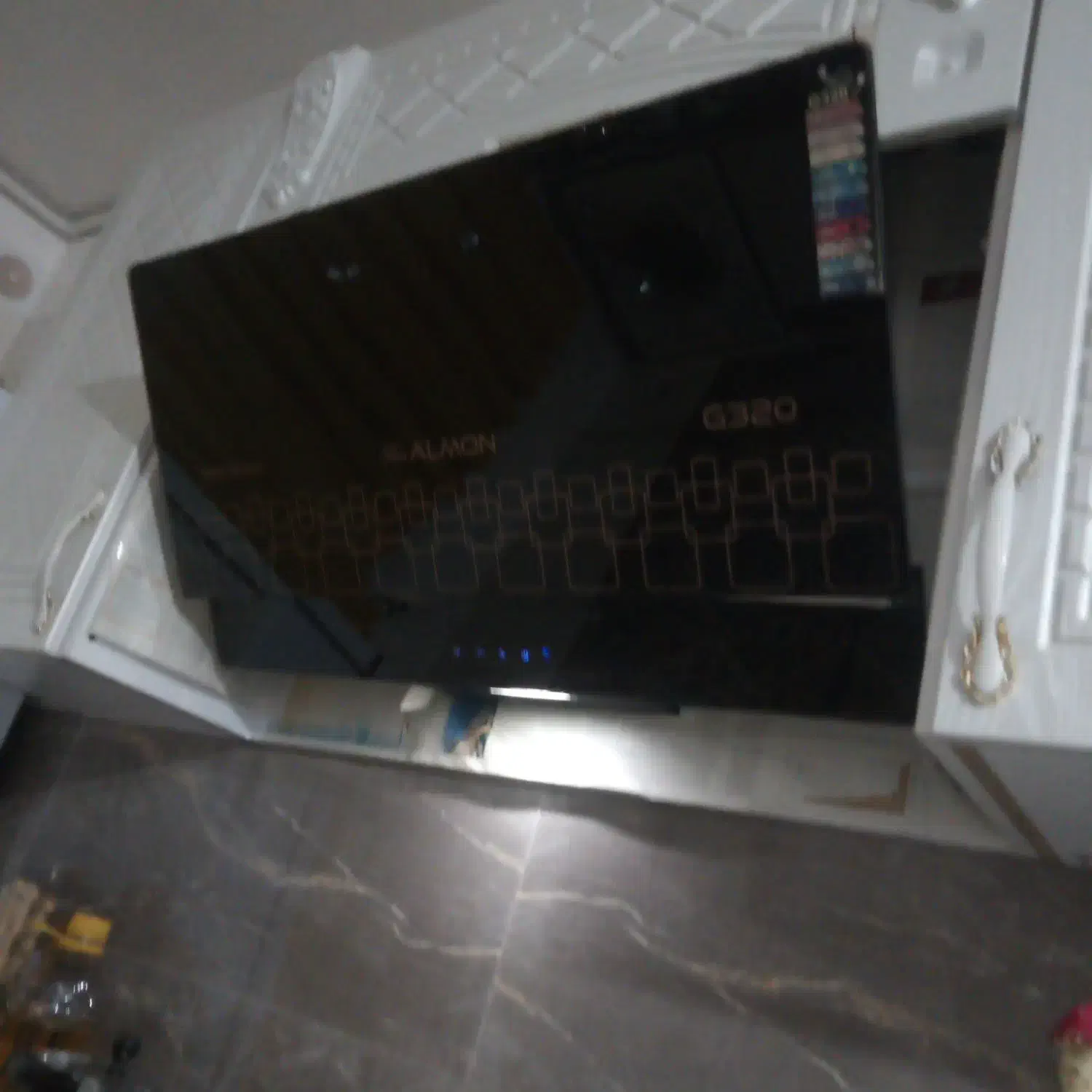 هود نو|هود|قزوین, |دیوار