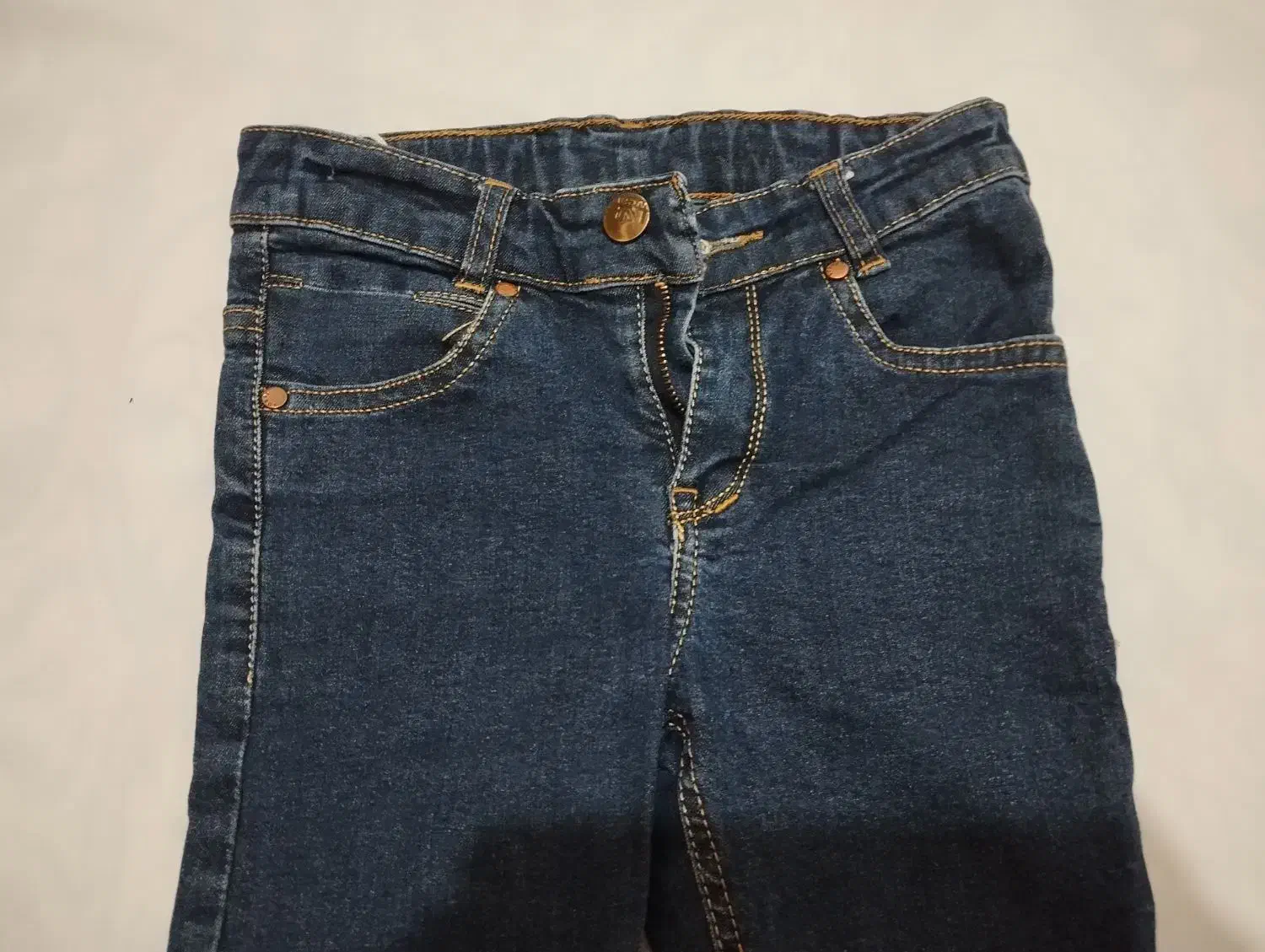 دوتا شلوار جین|لباس|بجنورد, |دیوار