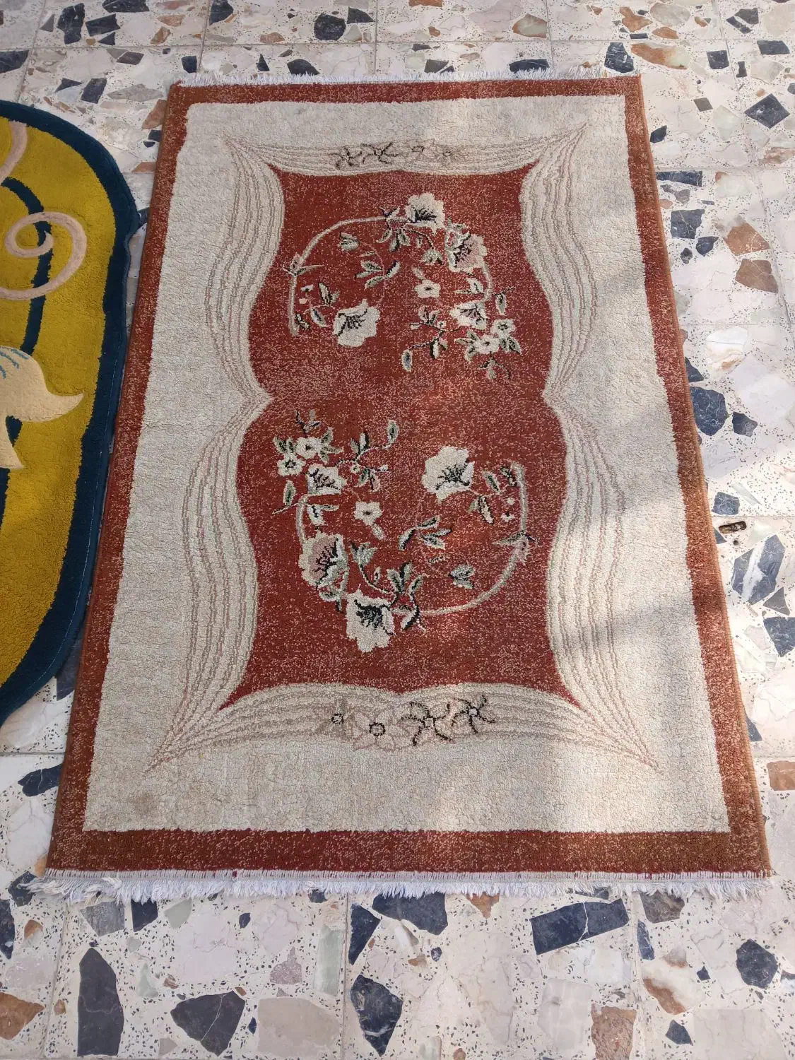 فروش دو عدد قالیچه|فرش|خمینیشهر, |دیوار