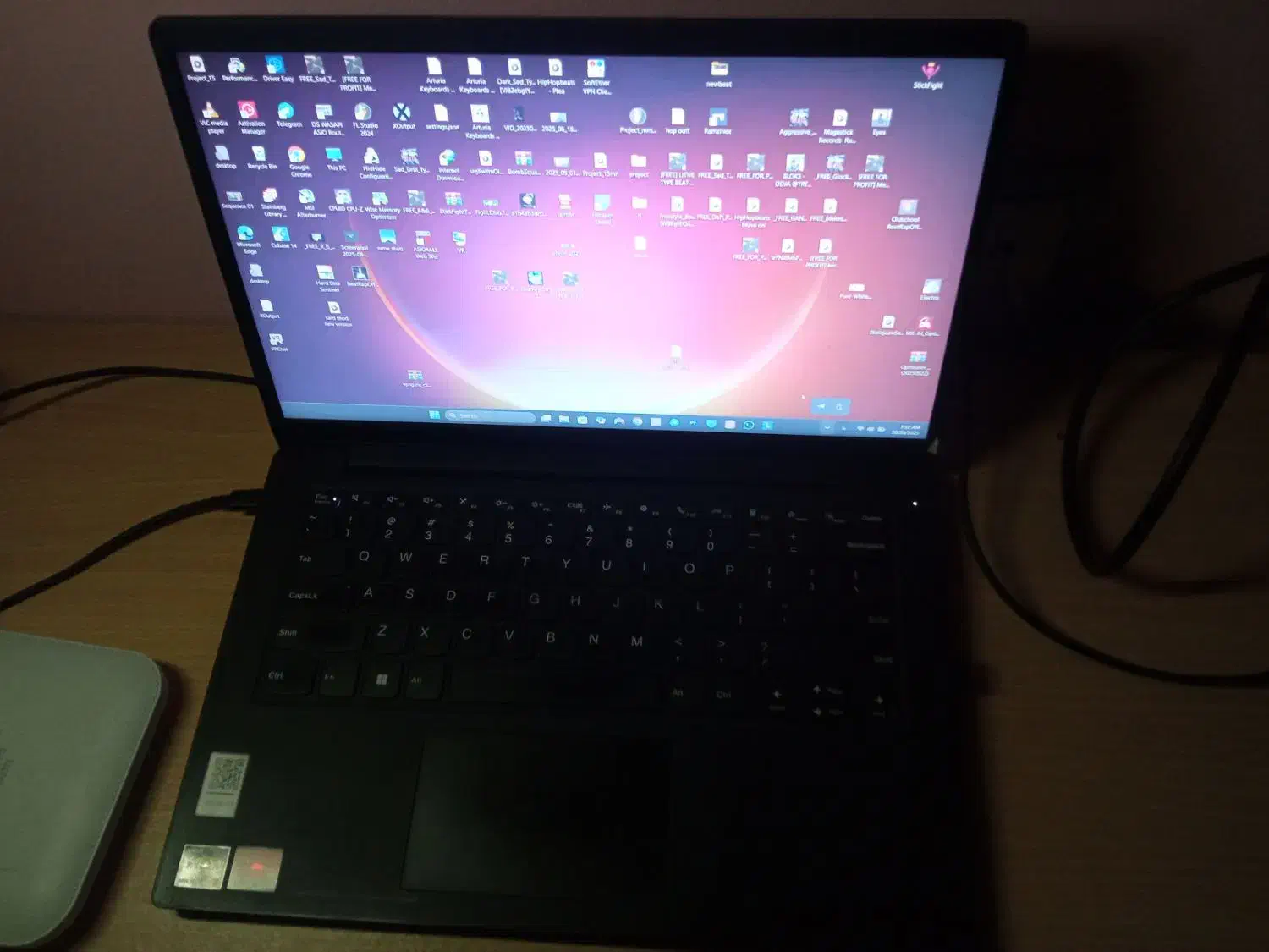 لپتاپ lenovo k14 گیمینگ همراه با دو دسته ps4 و ...|رایانه همراه|ارومیه, |دیوار