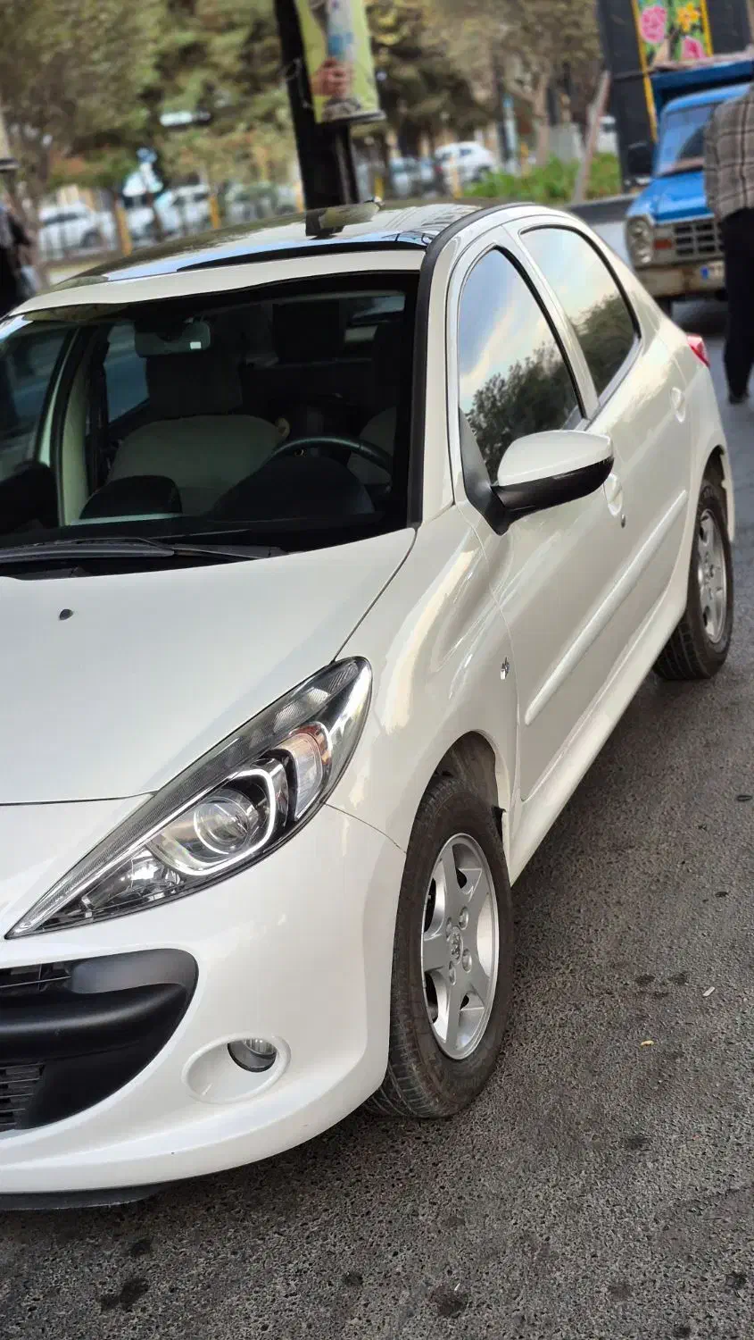 207 پانا 1403|خودرو سواری و وانت|مشهد, راهنمایی|دیوار