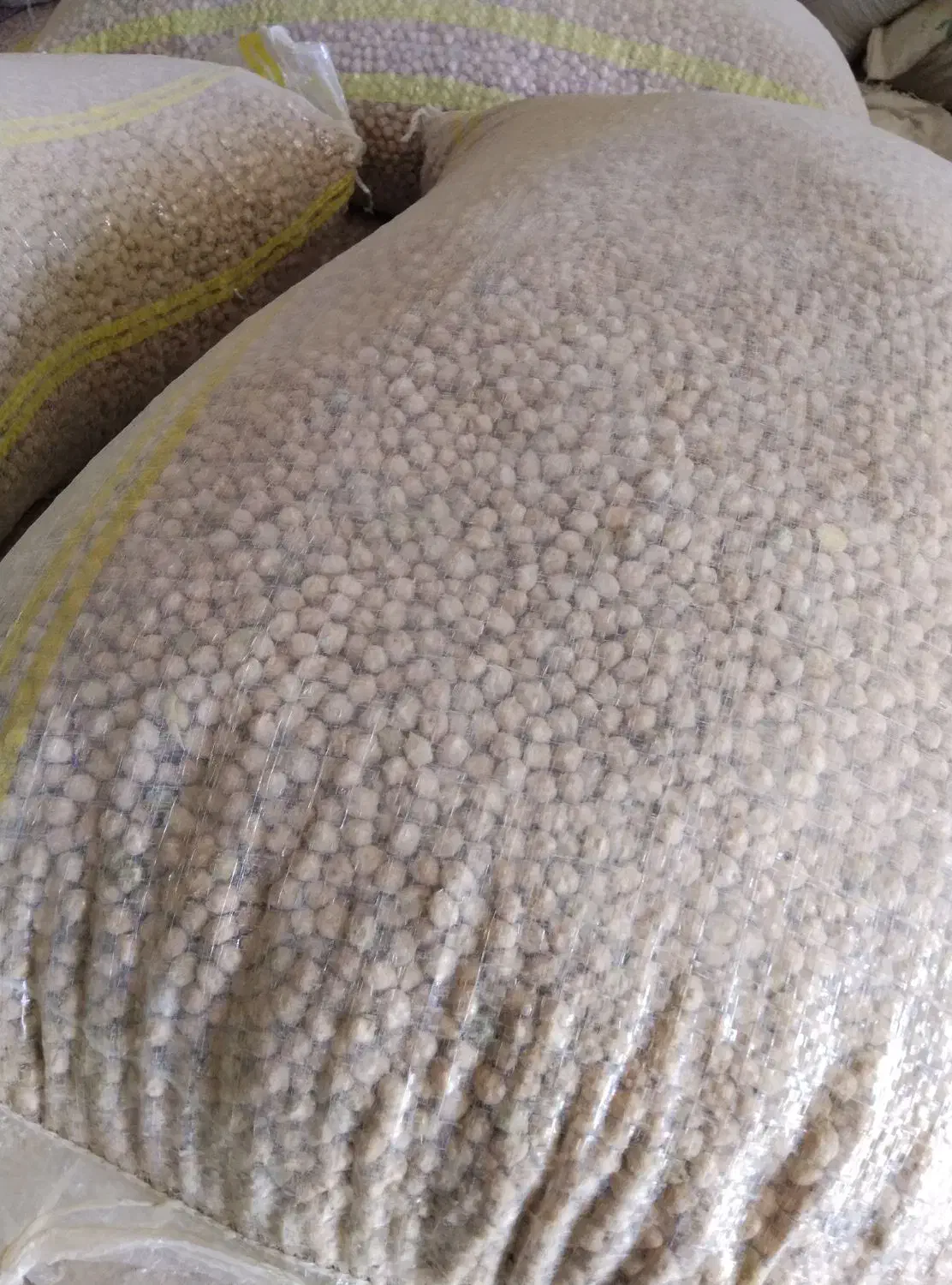 نخود یک تن|عمدهفروشی|کبودرآهنگ, |دیوار