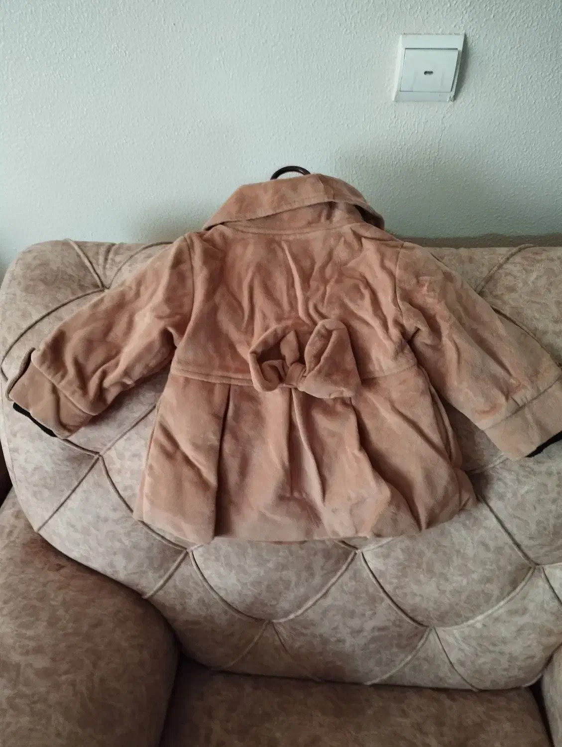 لباس گرم برای کودک حدوا یک ساله نونو هستش|لباس|شاهینشهر, مسکن مهر|دیوار