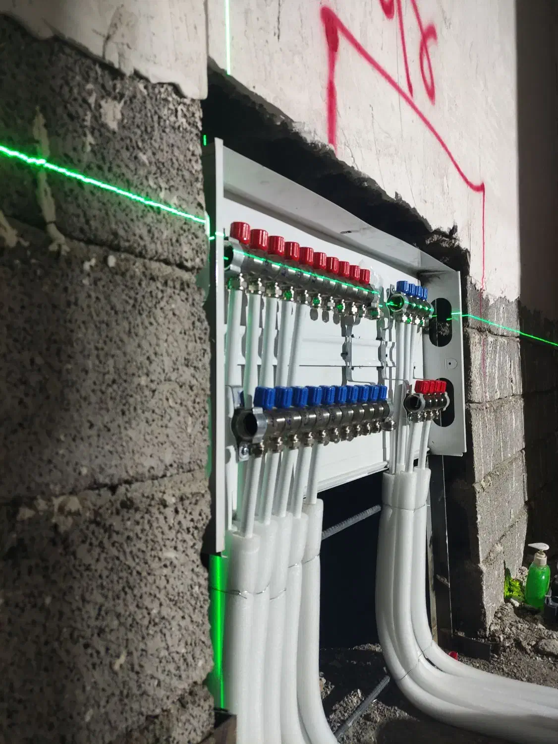 نیازمند شاگر لوله کش|استخدام صنعتی، فنی، مهندسی|قروه, |دیوار