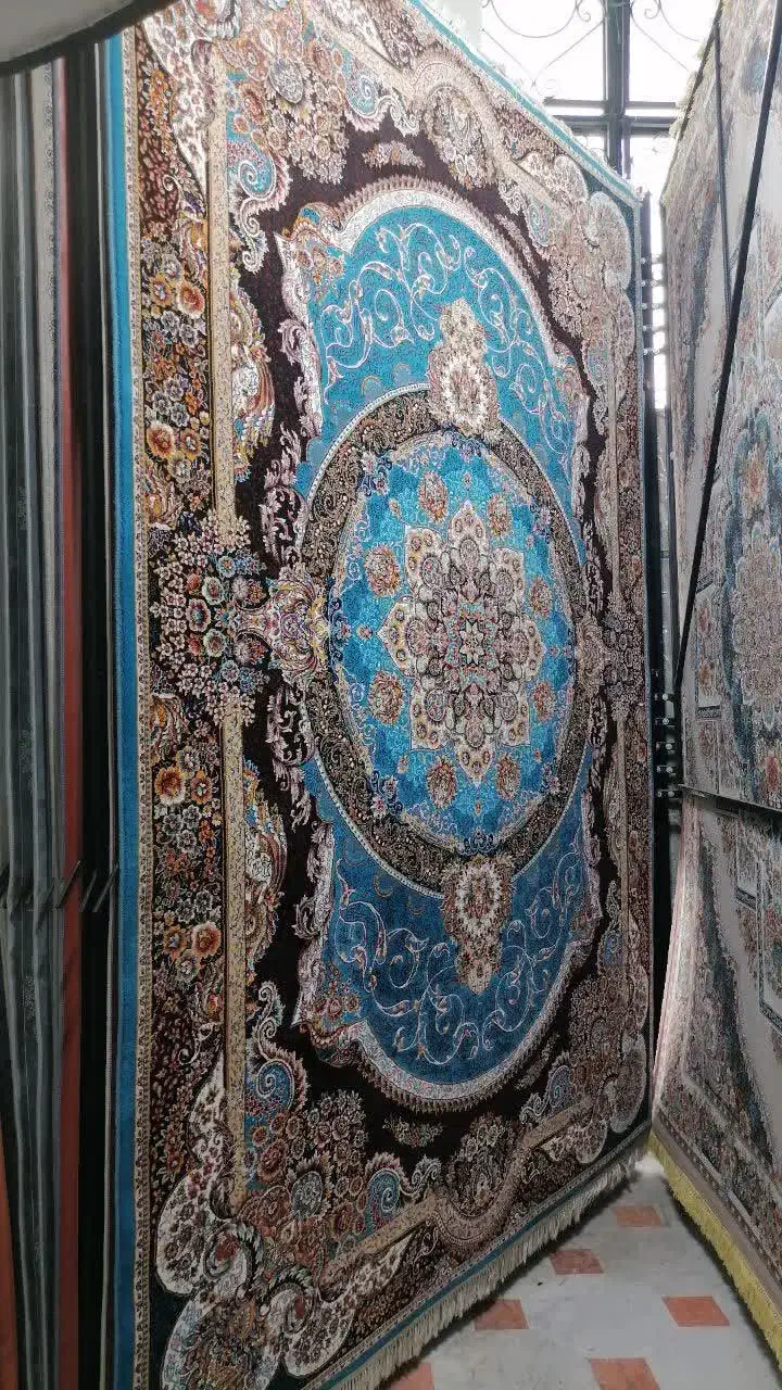 چندتخته فرش ۹متری تک زیرقیمت کارخانه به فروش میرسد|فرش|ساری, |دیوار
