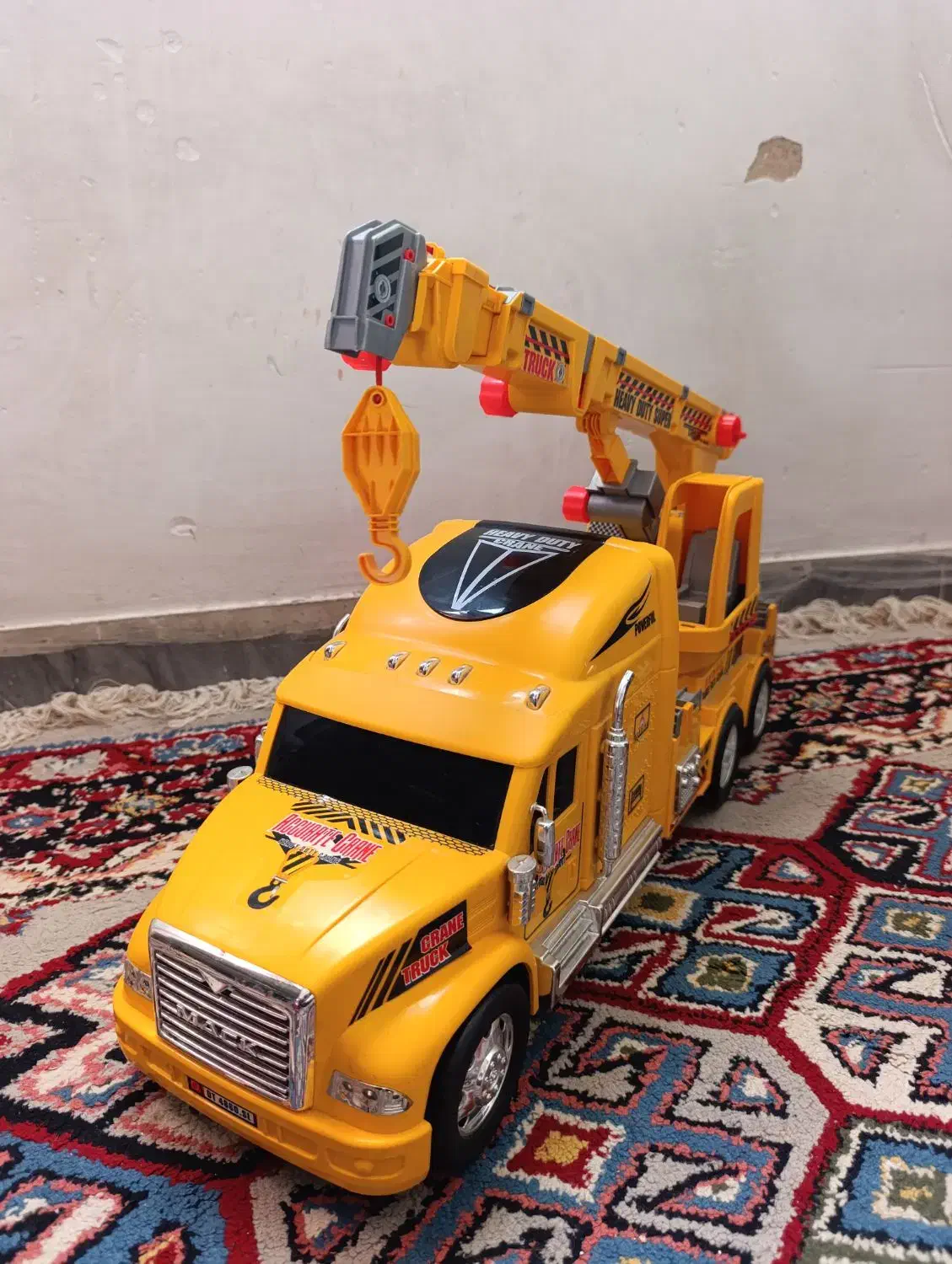 جرسقیل اسباب بازی|اسباب‌‌بازی|صدرا-فارس, فاز ۱|دیوار