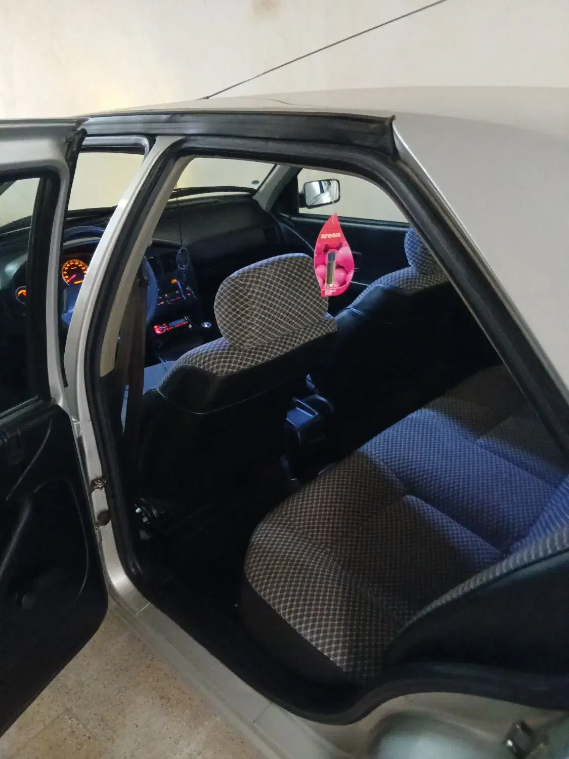 پژو۴۰۵ جی ال ایکس مدل ۸۴|خودرو سواری و وانت|صومعه‌سرا, |دیوار