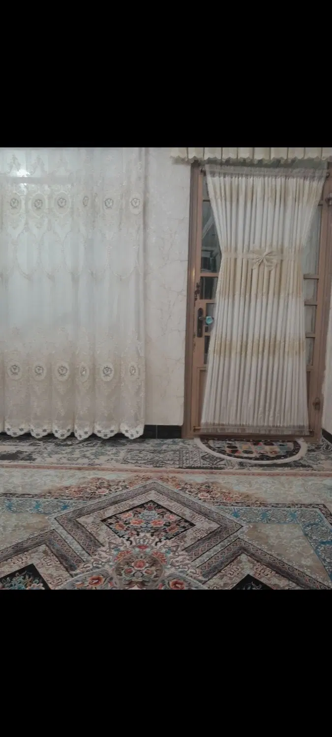 کمک|فعالیت داوطلبانه|هشتگرد, شهرک اداری|دیوار