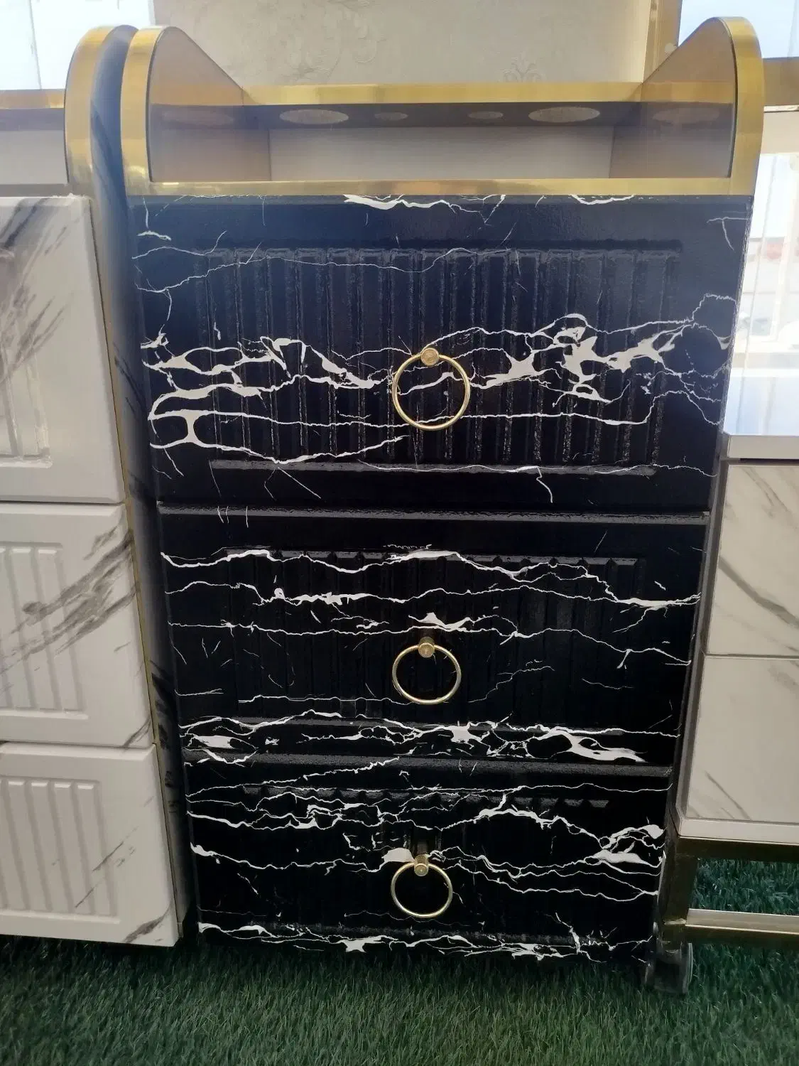 ترولی های آرایشگاهی زرکالا|آرایشگاه و سالنهای زیبایی|یاسوج, |دیوار