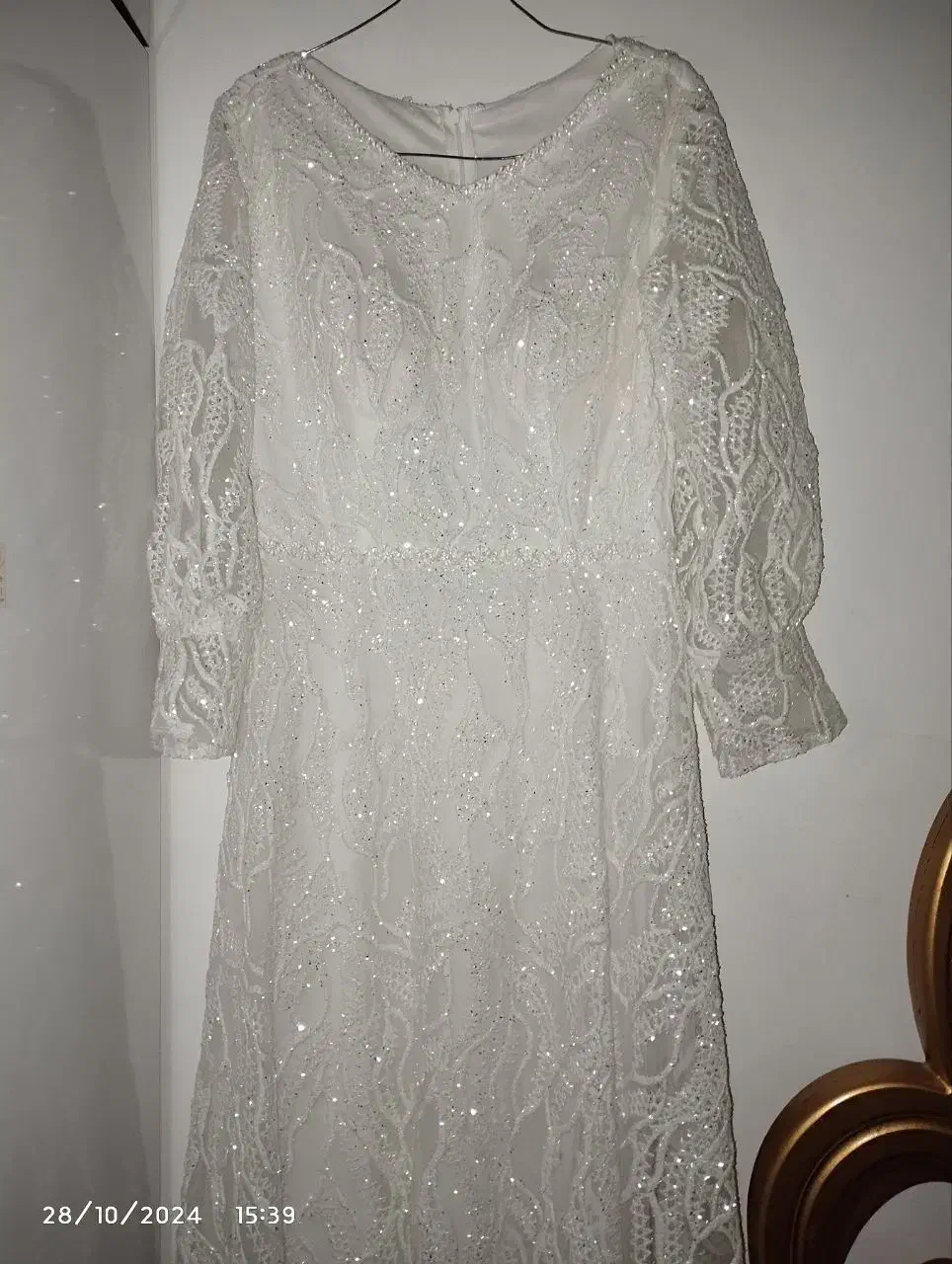 لباس مجلسی|لباس|گلبهار, شهر جدید گلبهار|دیوار