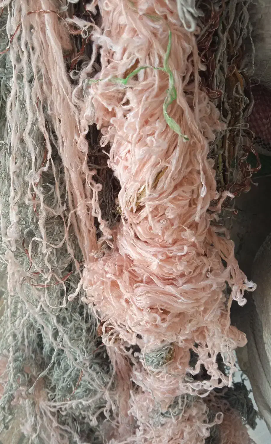 الیاف  رنگی|رختخواب، بالش، پتو|گتوند, |دیوار