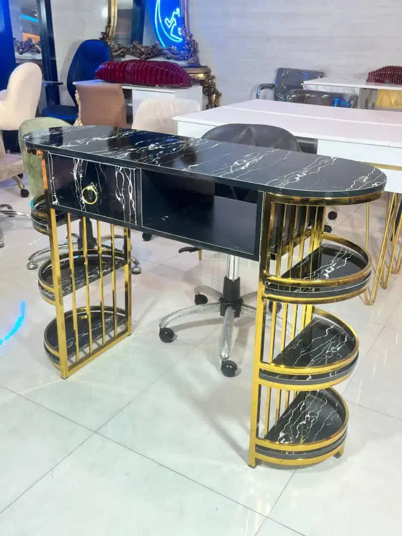 میرناخن هلالی۸صندلی پدالی کوپ۸ ترولی تخت تتو۹|آرایشگاه و سالنهای زیبایی|کرج, گلشهر|دیوار