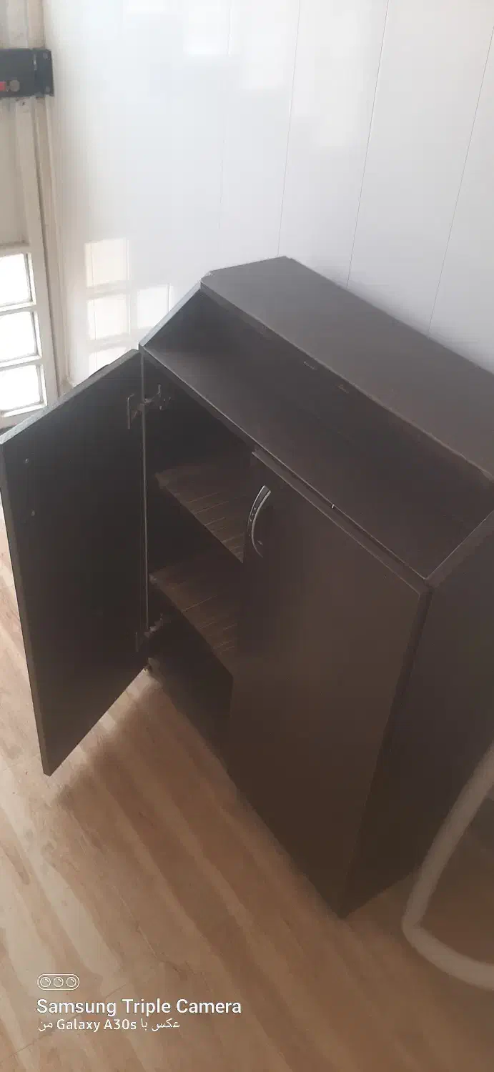 جاکفشی در حد نو|جاکفشی، کمد، دراور|فولادشهر, C1|دیوار