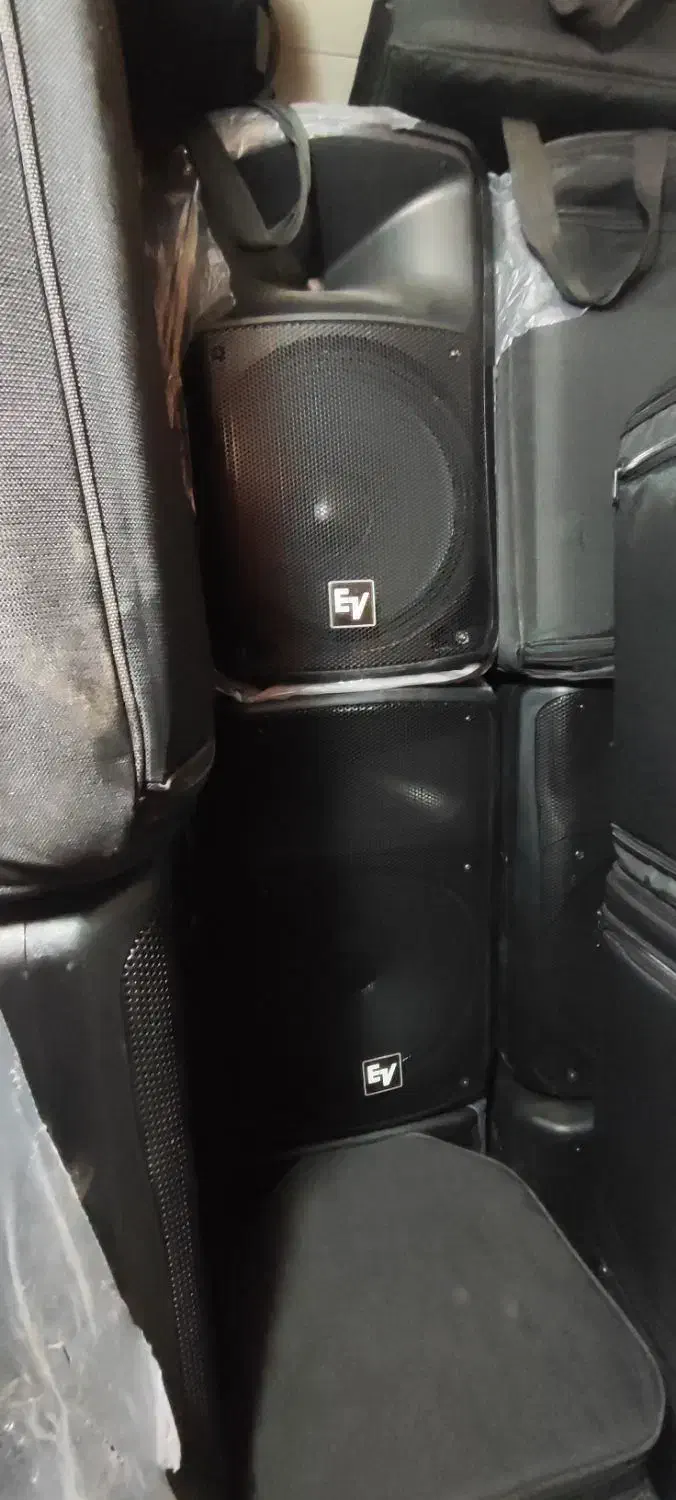 اجاره باند، میکسر، میکروفن حرفه ای سیستم صوت|خدمات پذیرایی، مراسم|شیراز, خلدبرین|دیوار