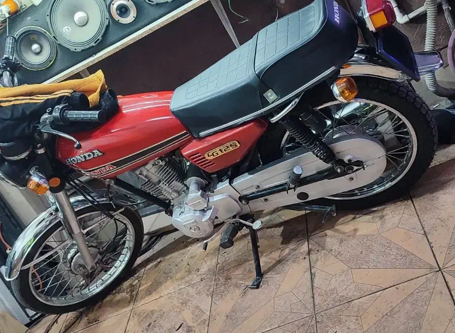 هندا ۱۲۵ لیفان ۵دنده استارتی|موتورسیکلت|سلماس, |دیوار