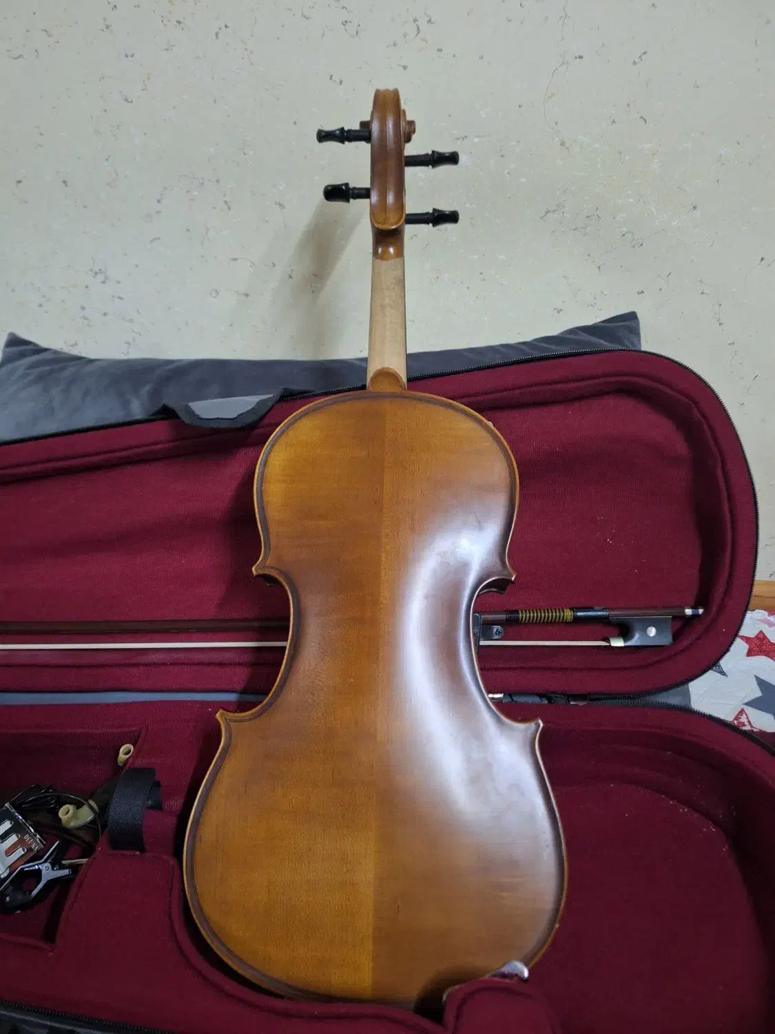 ساز ویولن|ویولن|بابل, |دیوار