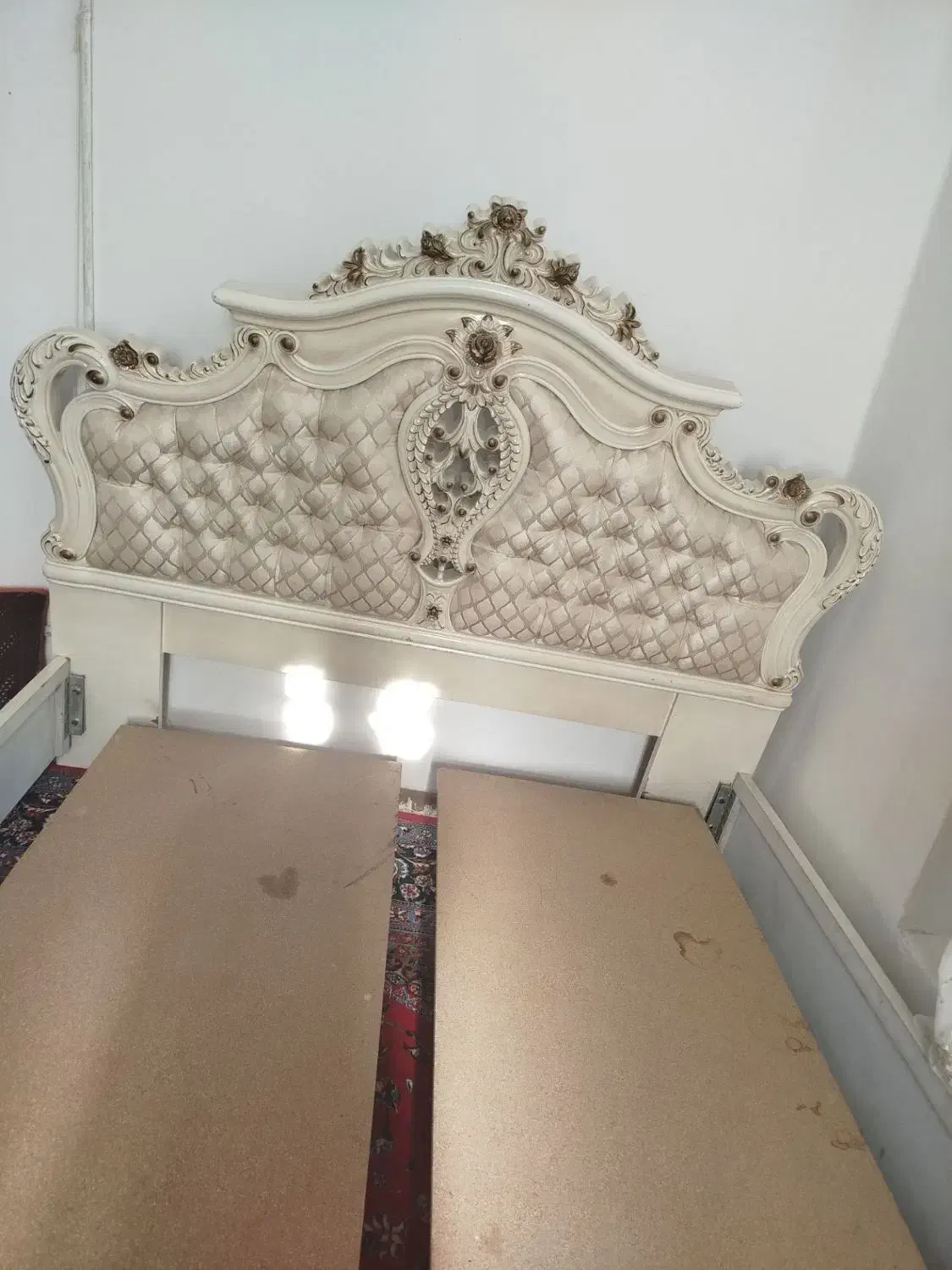 تخت خواب تمیز|تخت و سرویس خواب|نیشابور, میدان حافظ|دیوار