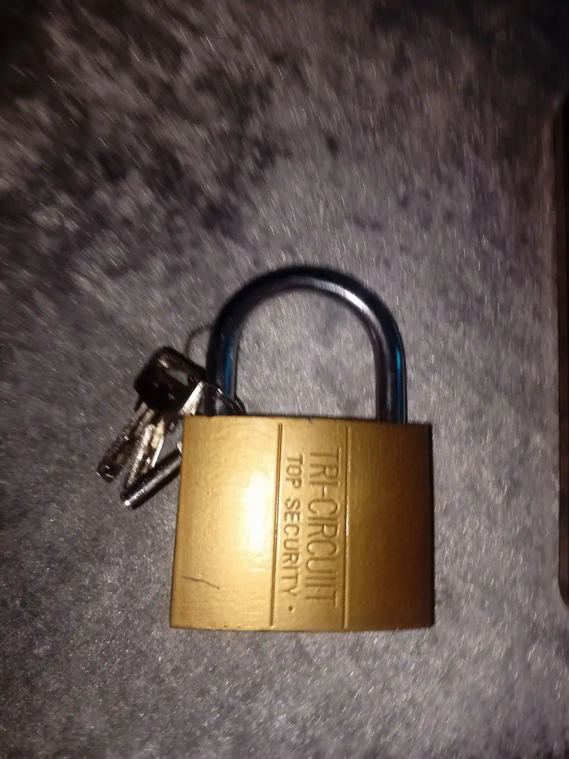 قفل|ابزارآلات|مشهد, رده|دیوار