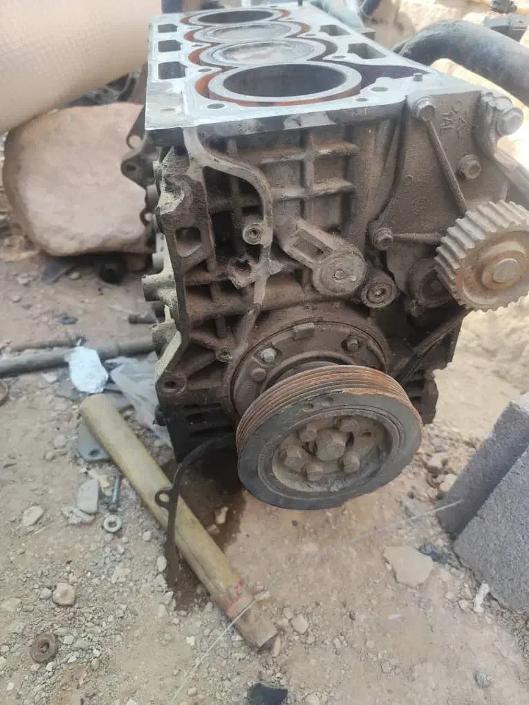 نیم موتور  ام وی ام ۵۳۰ و ایکس ۳۳ استوک|قطعات یدکی و لوازم جانبی|شیراز, شهرک سراج‎|دیوار