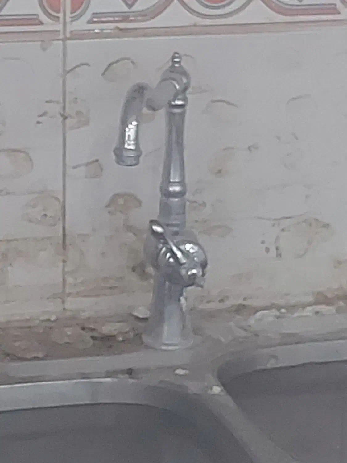 شیرآلات و سینک کامل بعلاوه ملزومات|مصالح و تجهیزات ساختمان|سبزوار, کوی بهار|دیوار