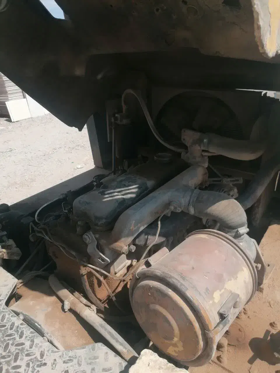 لیفتراک کاترپیلار ۴ تن|ماشین‌آلات صنعتی|یزد, |دیوار