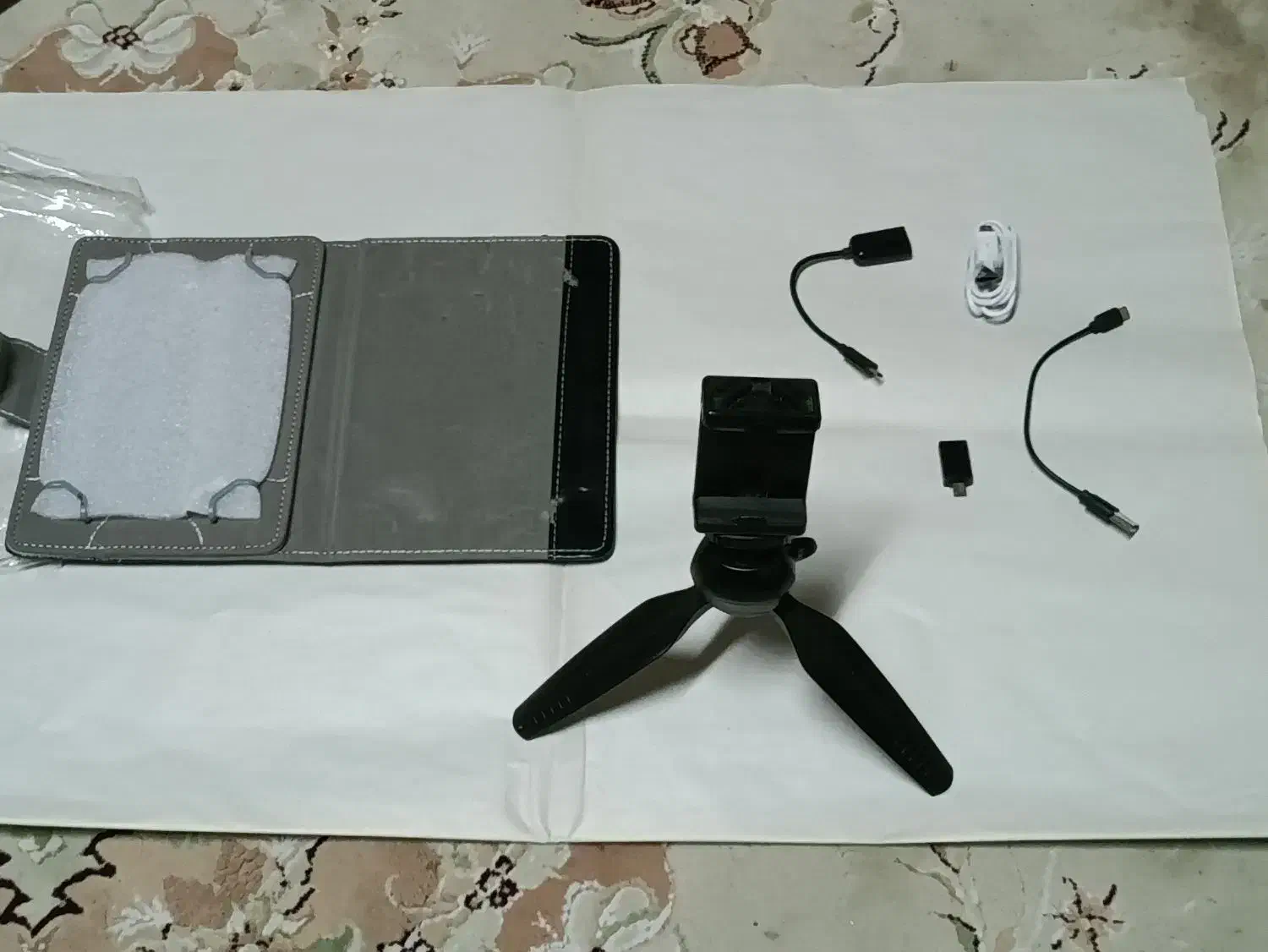 پایه نگهدارنده گوشی. کیف تبلت|لوازم جانبی موبایل و تبلت|رشت, سعدی (تختی)|دیوار