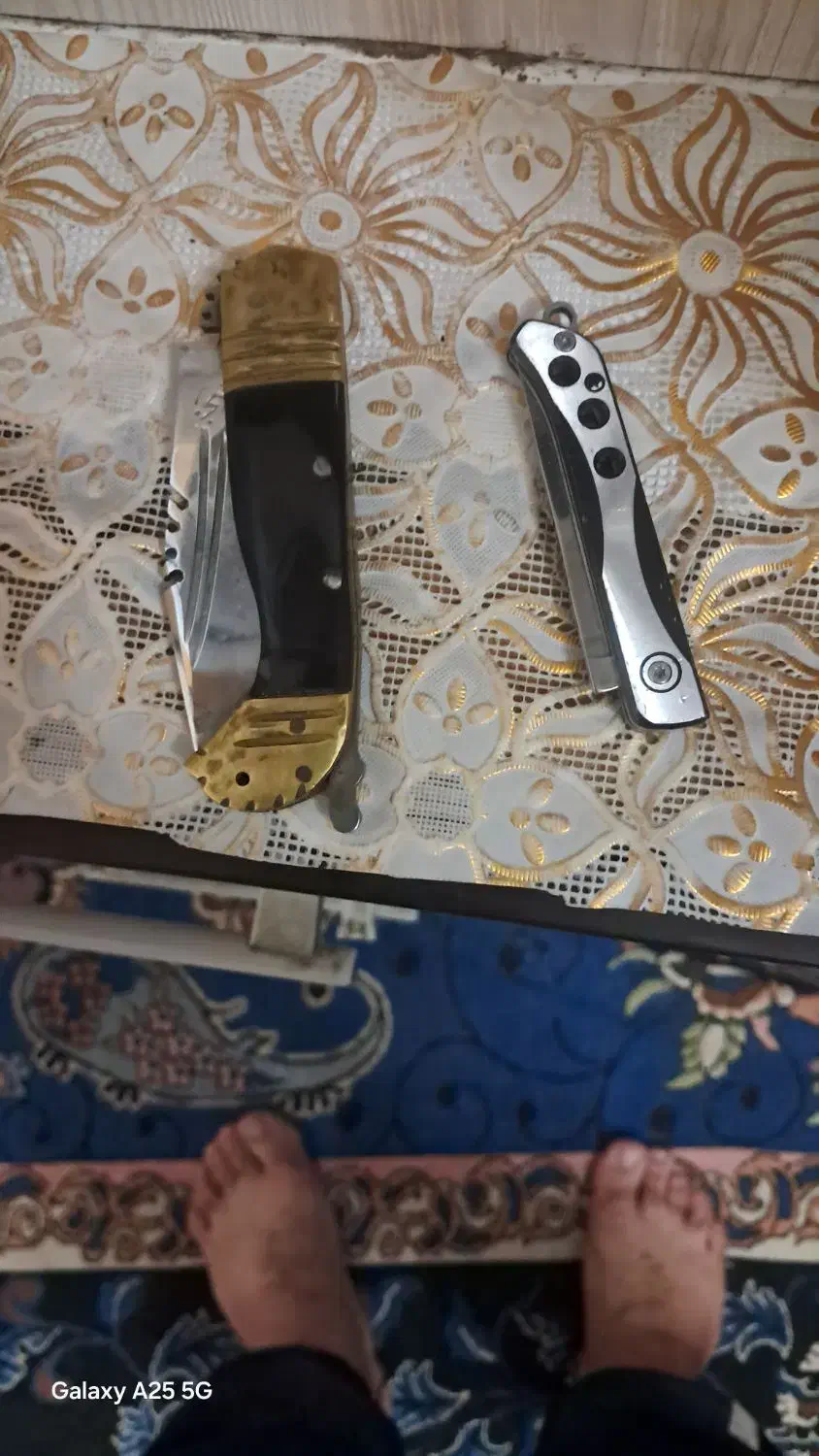 ۲ تا چاقو تمیز ۲ تا باهم|کوهنوردی و کمپینگ|کارون, |دیوار