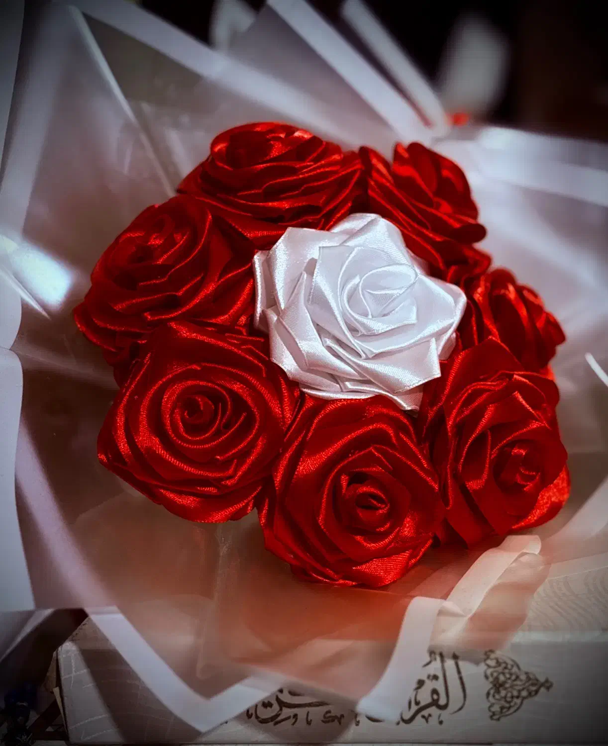 گل رز از جنس روبان|گل مصنوعی|اردبیل, |دیوار