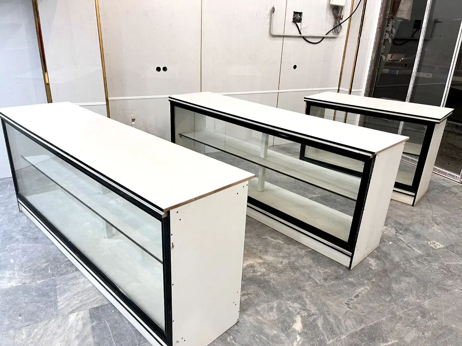 ۳ عدد ویترین مغازه|فروشگاه و مغازه|کرج, مهرویلا شمالی|دیوار