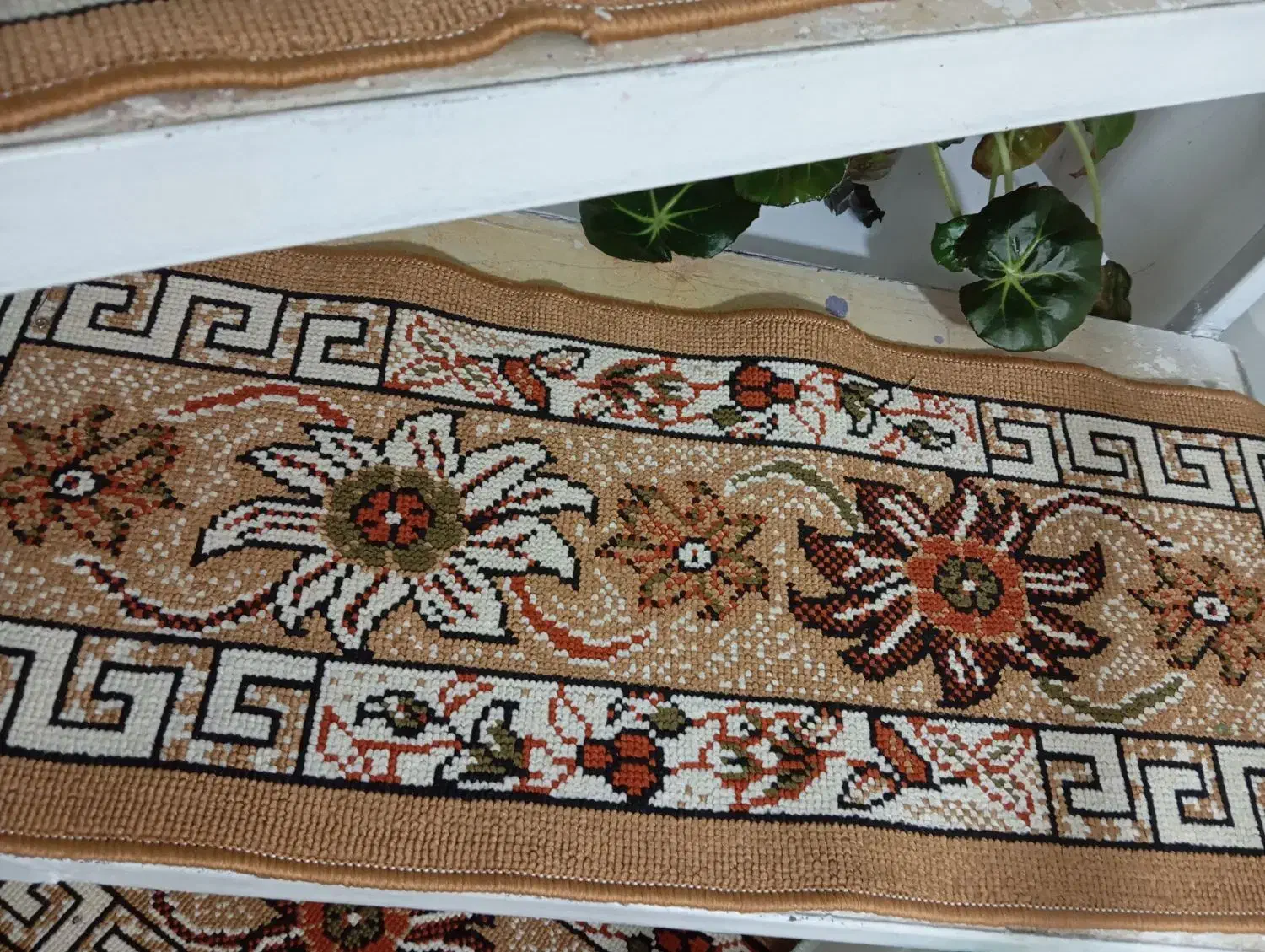 رو پله ای|فرش|اسلام‌‌آباد غرب, |دیوار