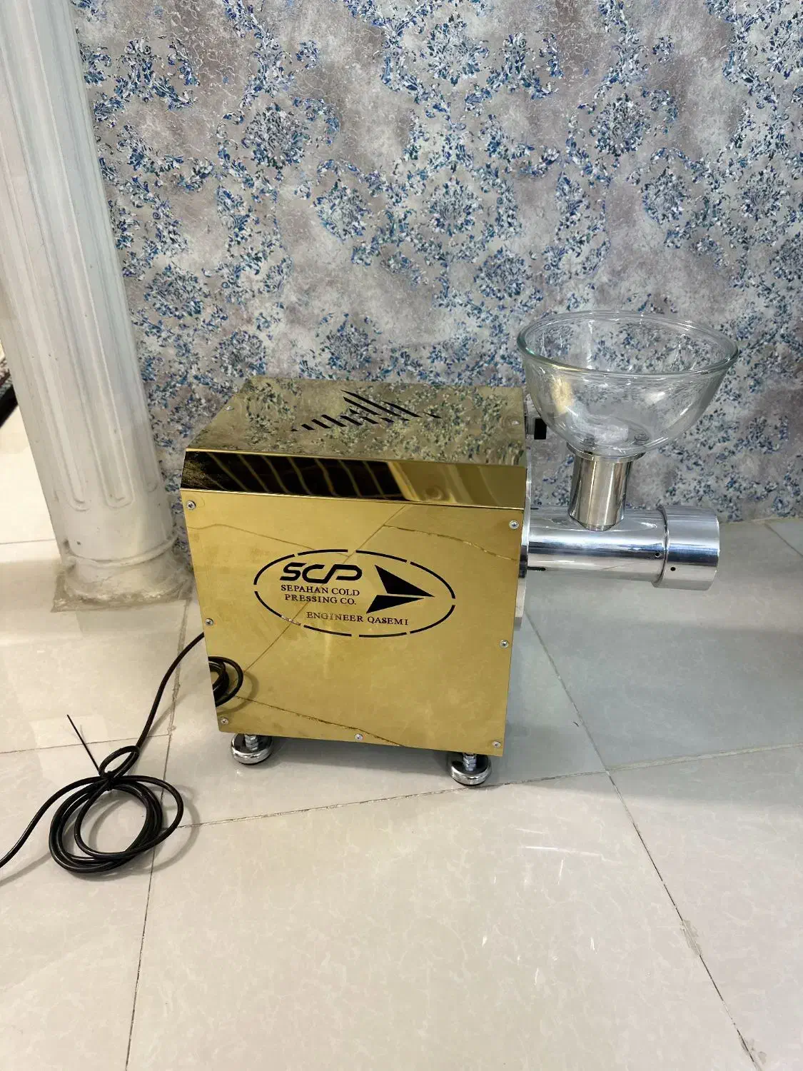 دستگاه روغن‌گیر و کره‌گیر کلدپرس صنعتی|فروشگاه و مغازه|کرمانشاه, |دیوار