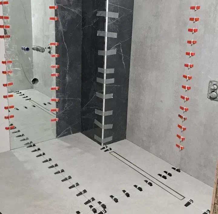 کاشی کاری و سرامیک کاری درجه یک|خدمات پیشه و مهارت|سبزوار, ابوریحان|دیوار