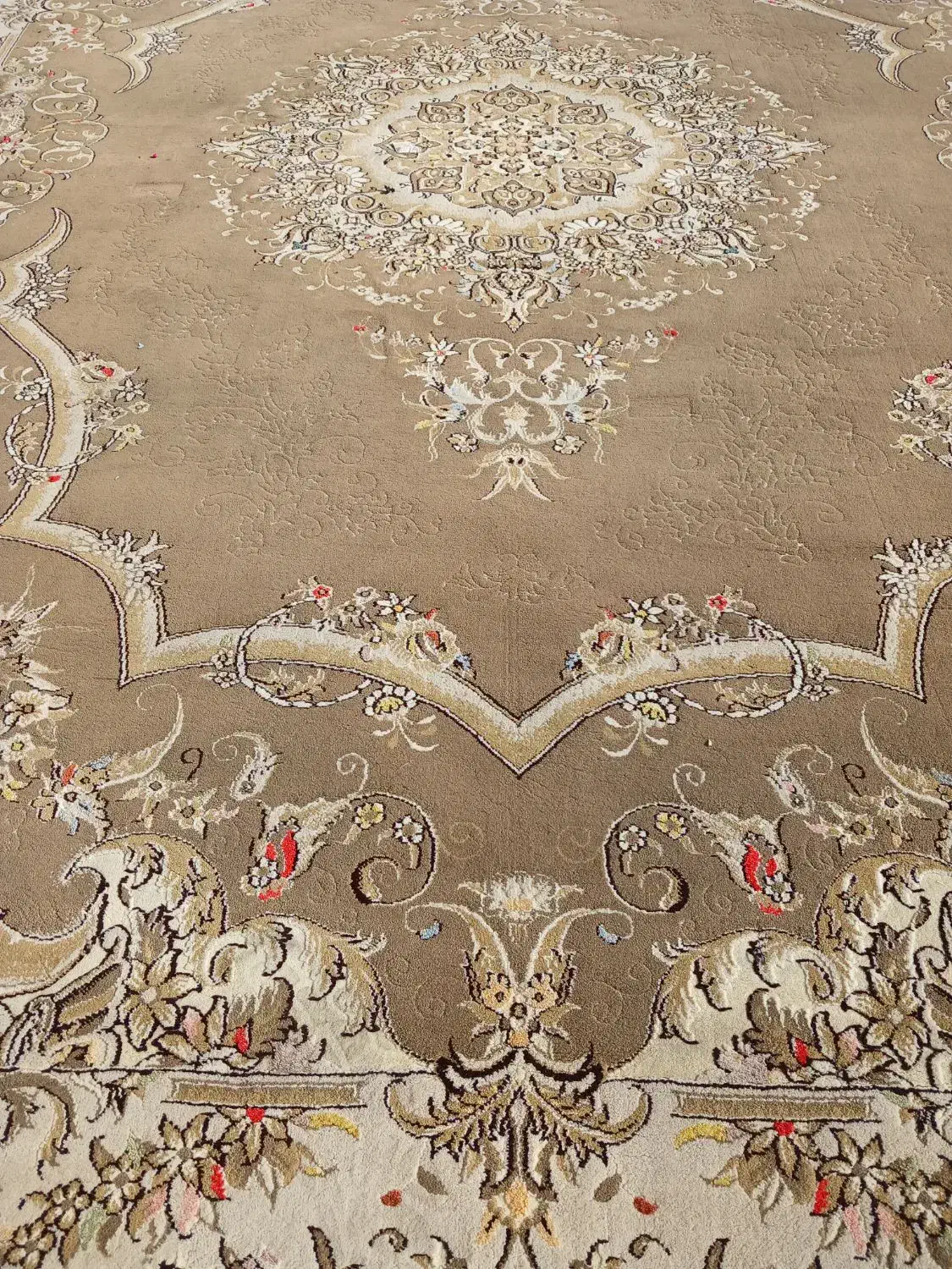 یک جفت فرش۹متری ماشینی گردویی|فرش|تهران, عبدل‌آباد|دیوار