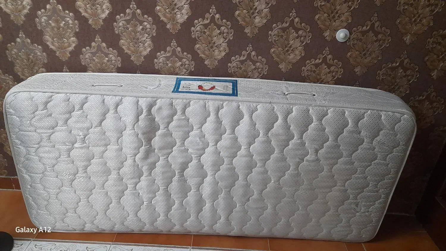 تشک خواب|تشک تختخواب|کرج, برغان|دیوار