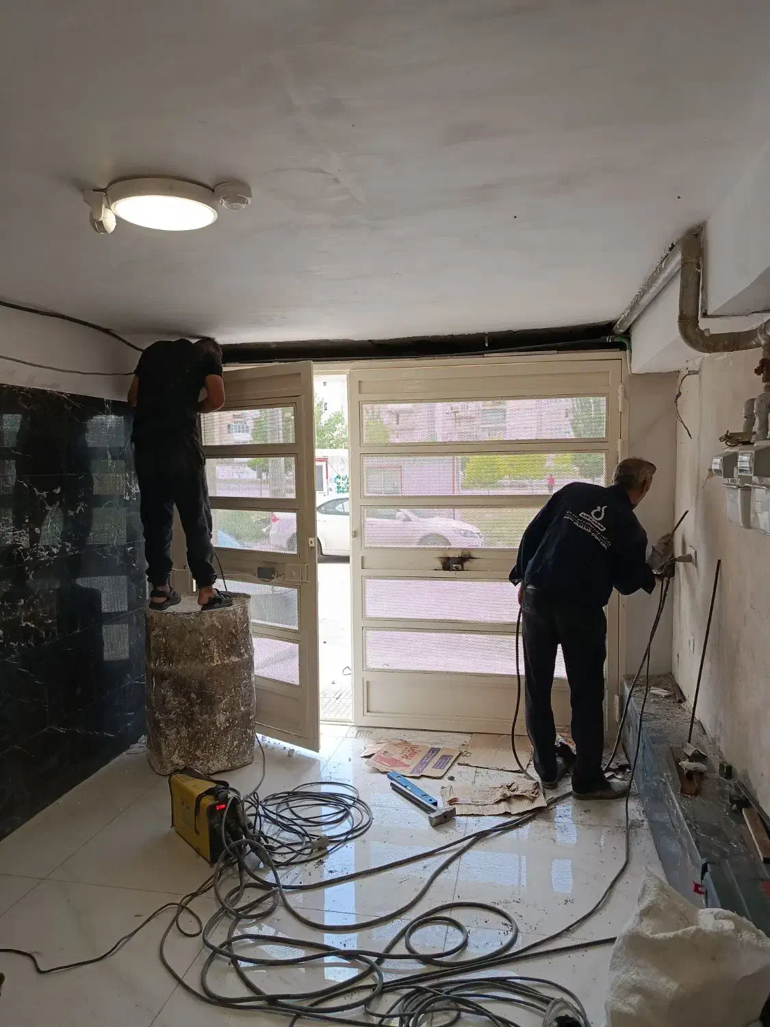 کرکره برقی ، جک های پارکینگی و سایبان برقی|خدمات پیشه و مهارت|اردبیل, |دیوار