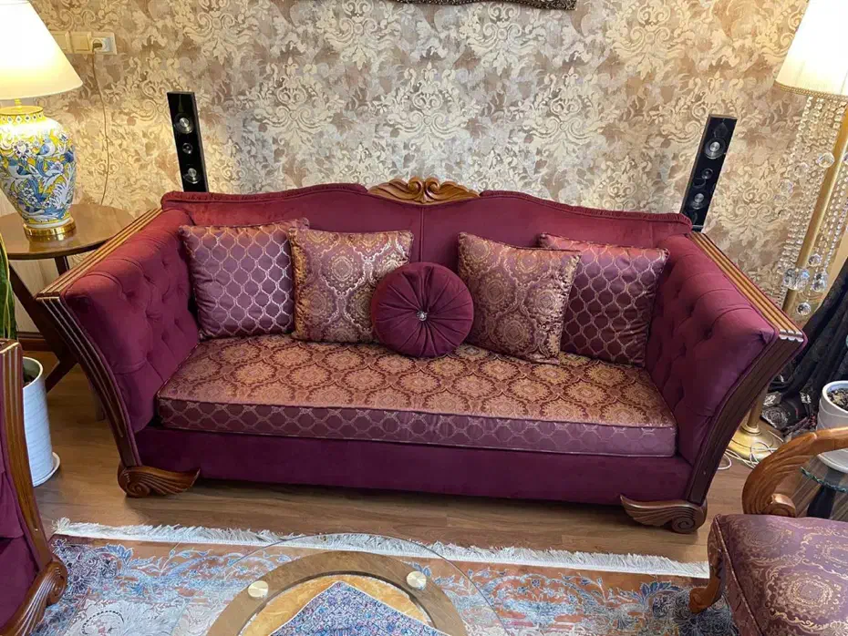 مبل هفت نفره|مبلمان خانگی و میز عسلی|لاهیجان, کوی خزر|دیوار