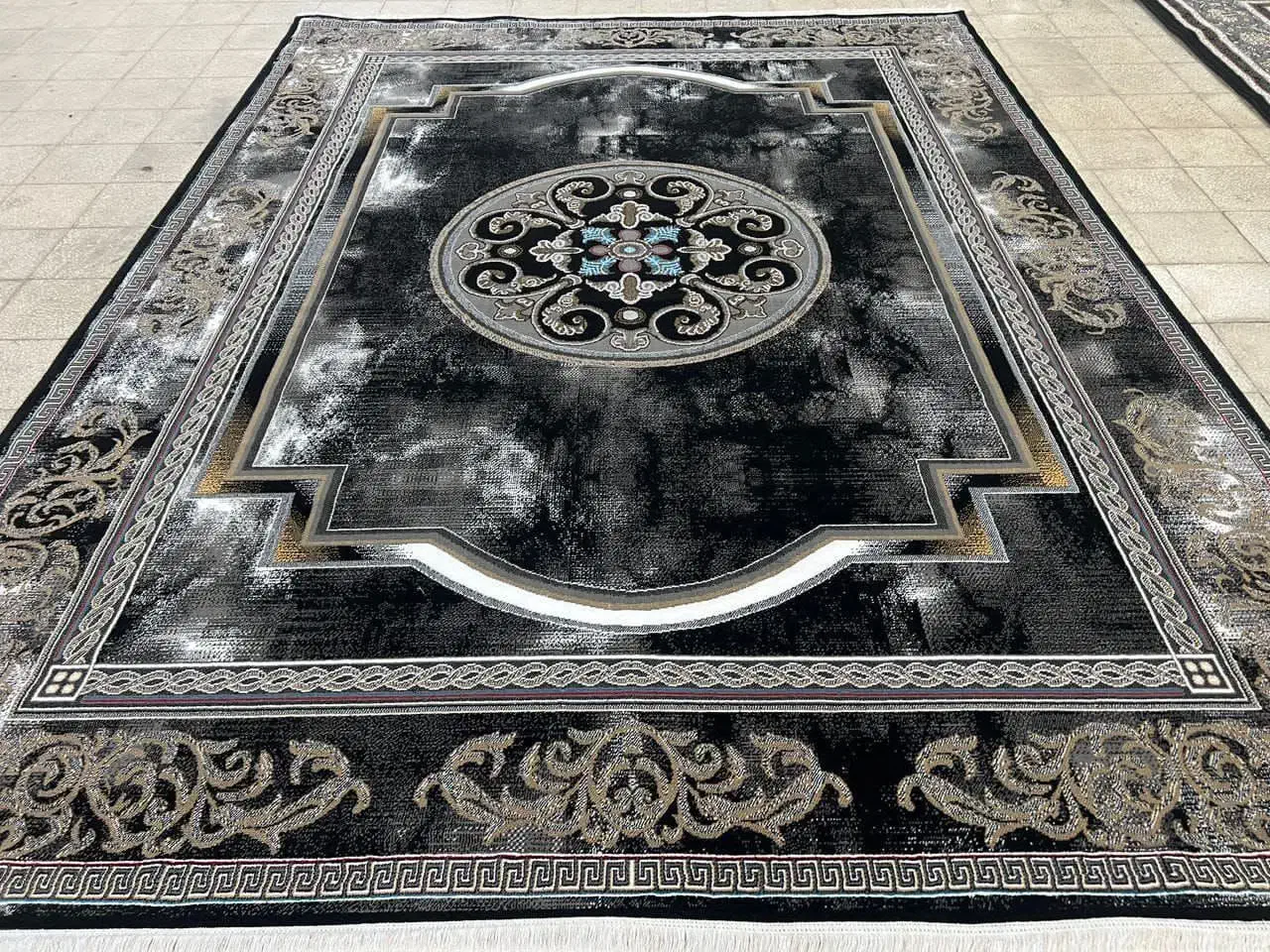 قالی فرشای جدید فقط پنچ ملیون|فرش|سیرجان, |دیوار