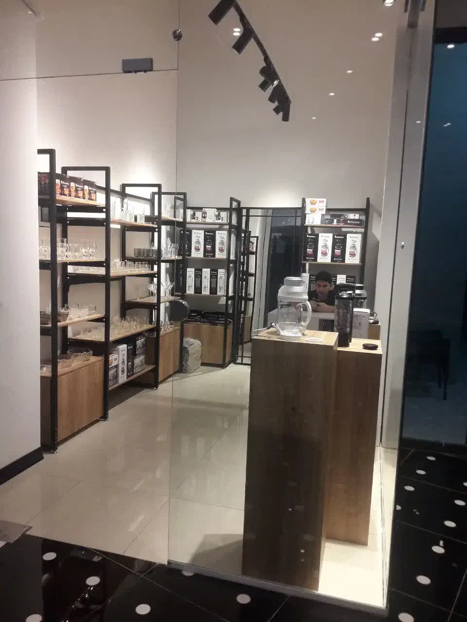 قفسه|فروشگاه و مغازه|کیش, |دیوار