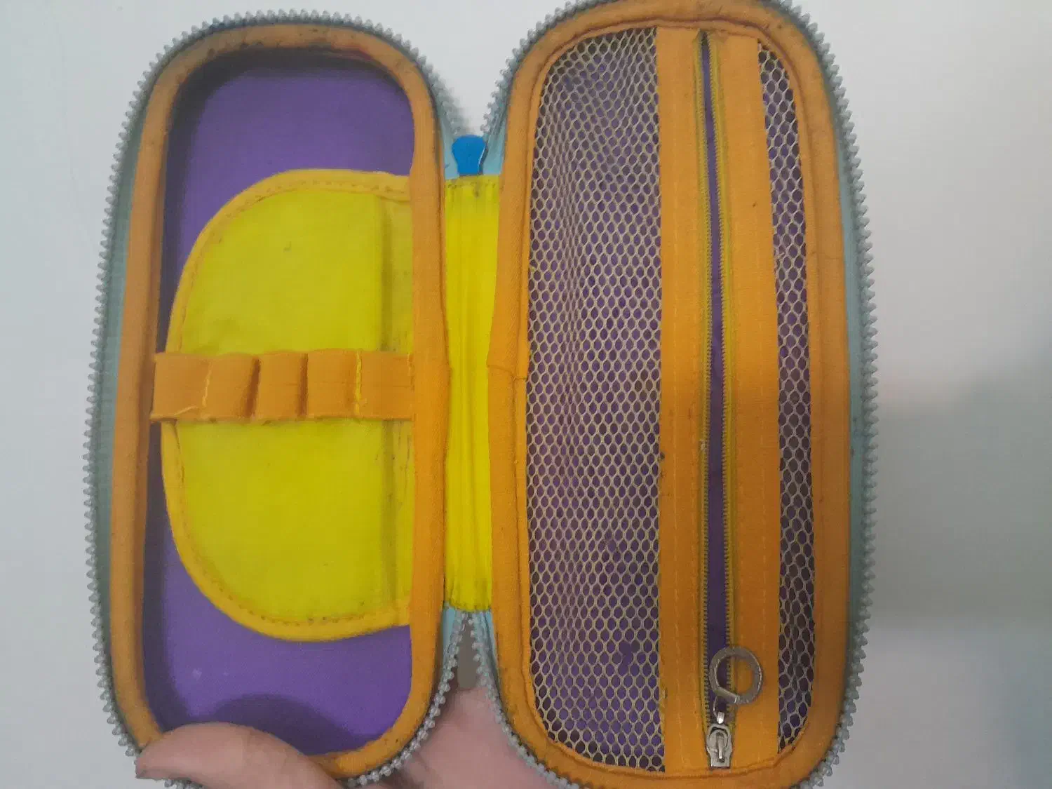 جامدادی کاملا سالم دخترانه|لوازم التحریر|رشت, شهرک قدس|دیوار