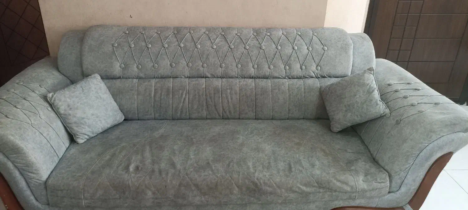 فروش مبلمان راحتی هفت نفره|مبلمان خانگی و میز عسلی|اصفهان, گرکان|دیوار