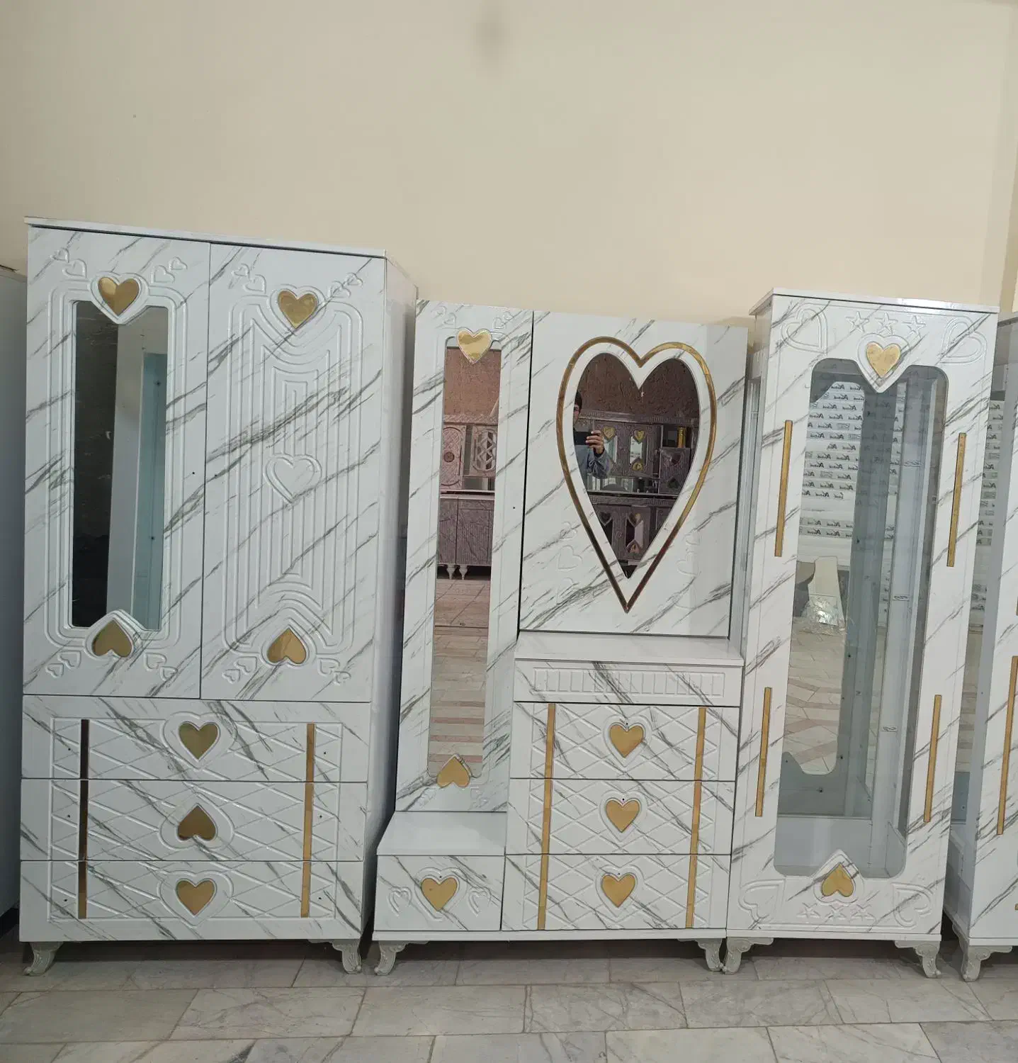 سرویس خواب و چوب|تخت و سرویس خواب|زابل, |دیوار