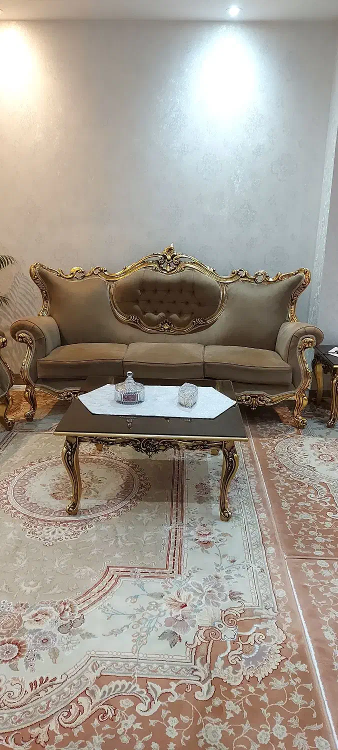 مبلمان ۷ نفره نیمه استیل ورق طلا|مبلمان خانگی و میز عسلی|ری, شهادت|دیوار