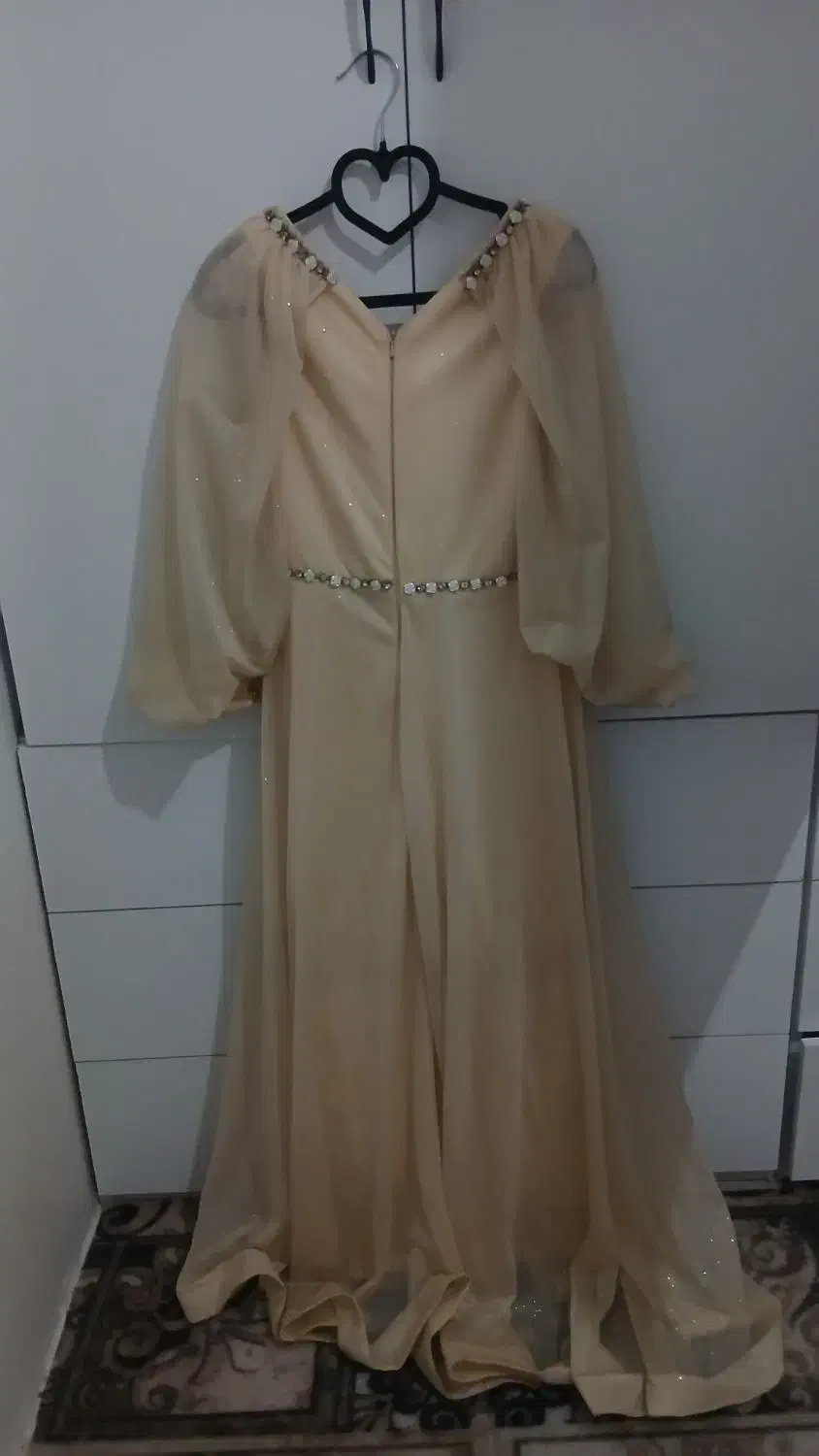 لباس مجلسی زنانه|لباس|رباطکریم, وهن آباد|دیوار