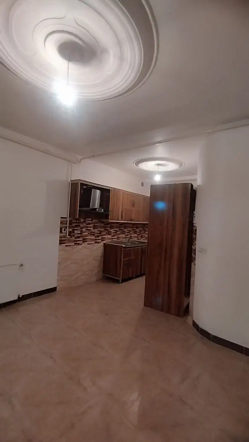 واحد مشترک طبقه اول همراه با پارکینگ یاسر|فروش آپارتمان|لاهیجان, لیالستان|دیوار