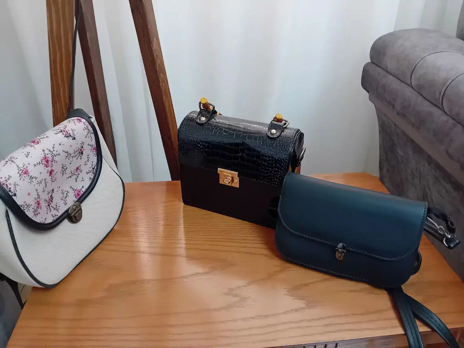 کیف زنانه دست دوز|کیف، کفش، کمربند|رشت, جهاد|دیوار