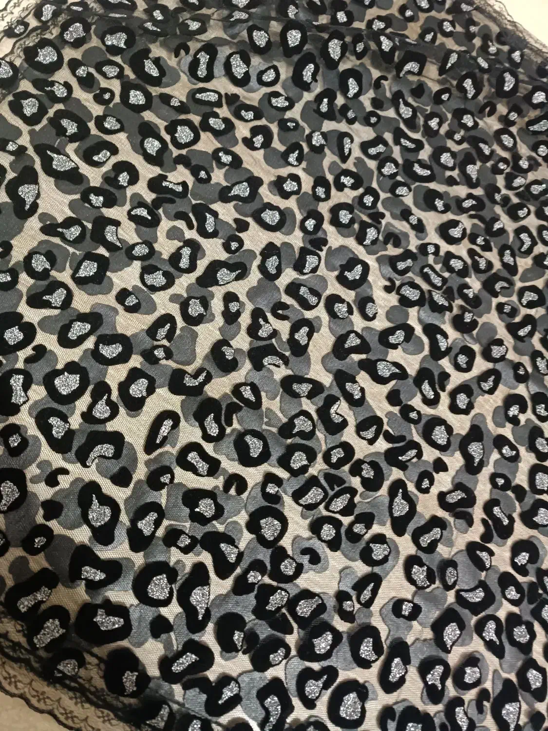 شال|لباس|دابودشت, |دیوار