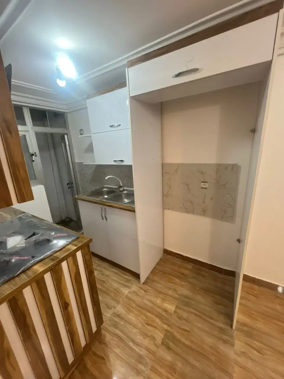 آپارتمان سوئیت حمیدیان یخسازی جمهوری|فروش آپارتمان|رشت, حمیدیان|دیوار