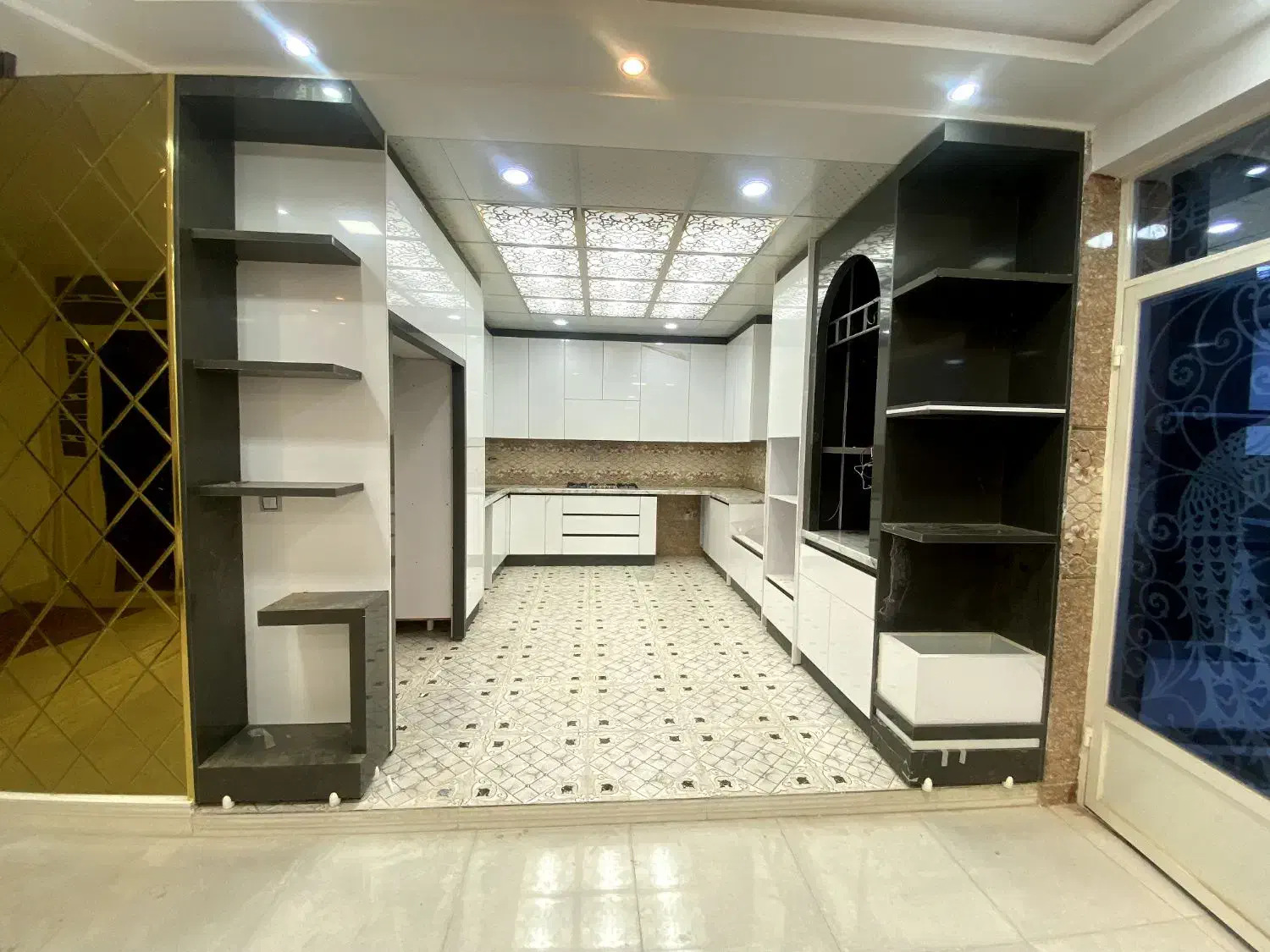 کابینت و کمد دیواری|مصالح و تجهیزات ساختمان|بهبهان, |دیوار